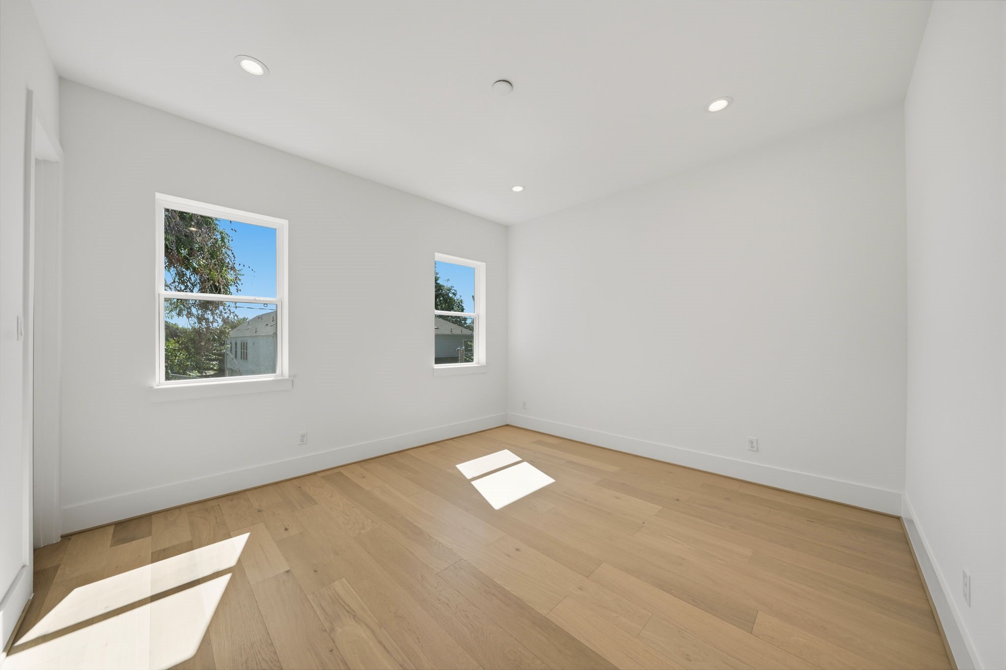 1120 E 26th Street, Houston, TX 77009