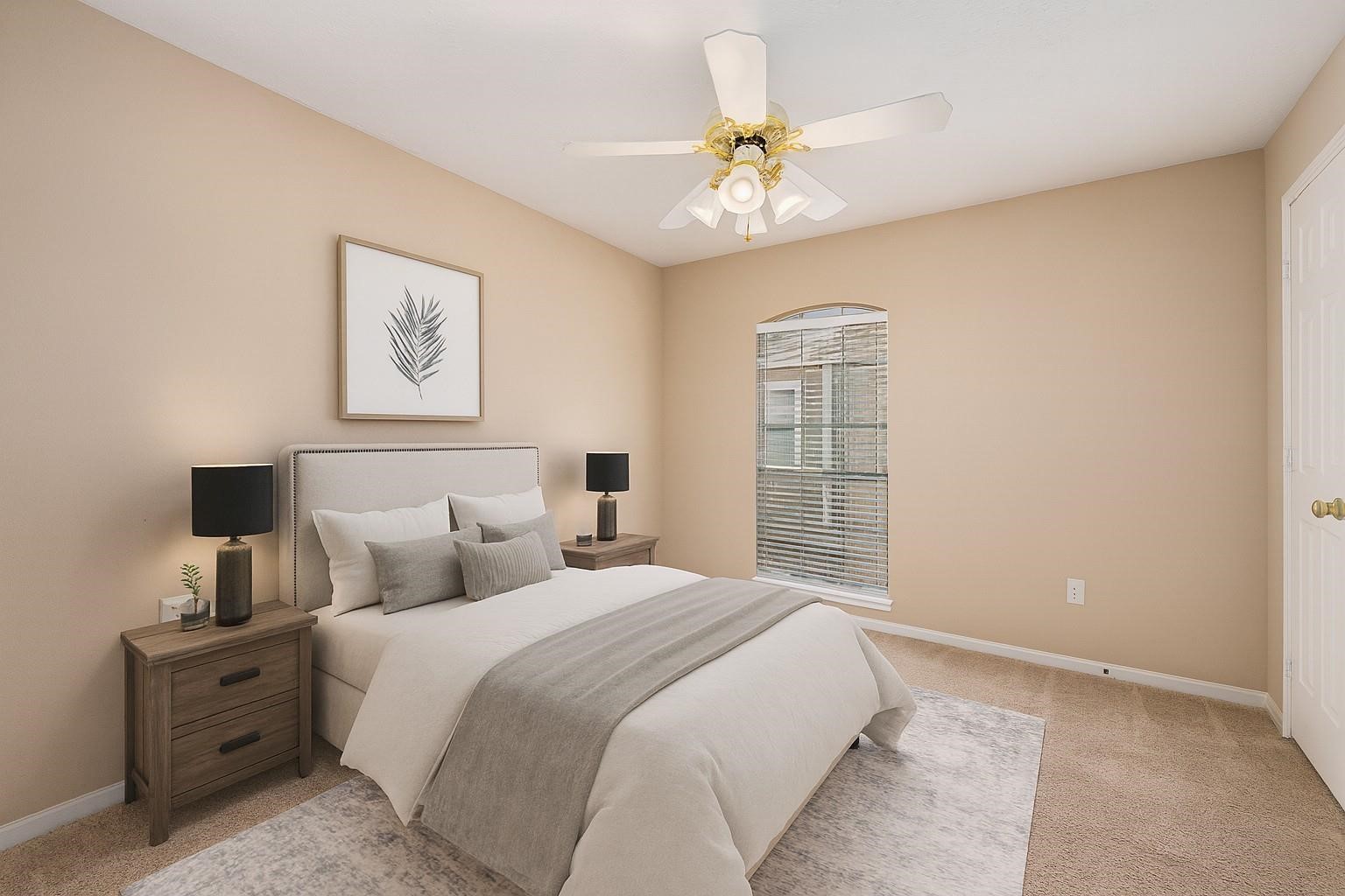Secondary room Upstairs
Virtually staged