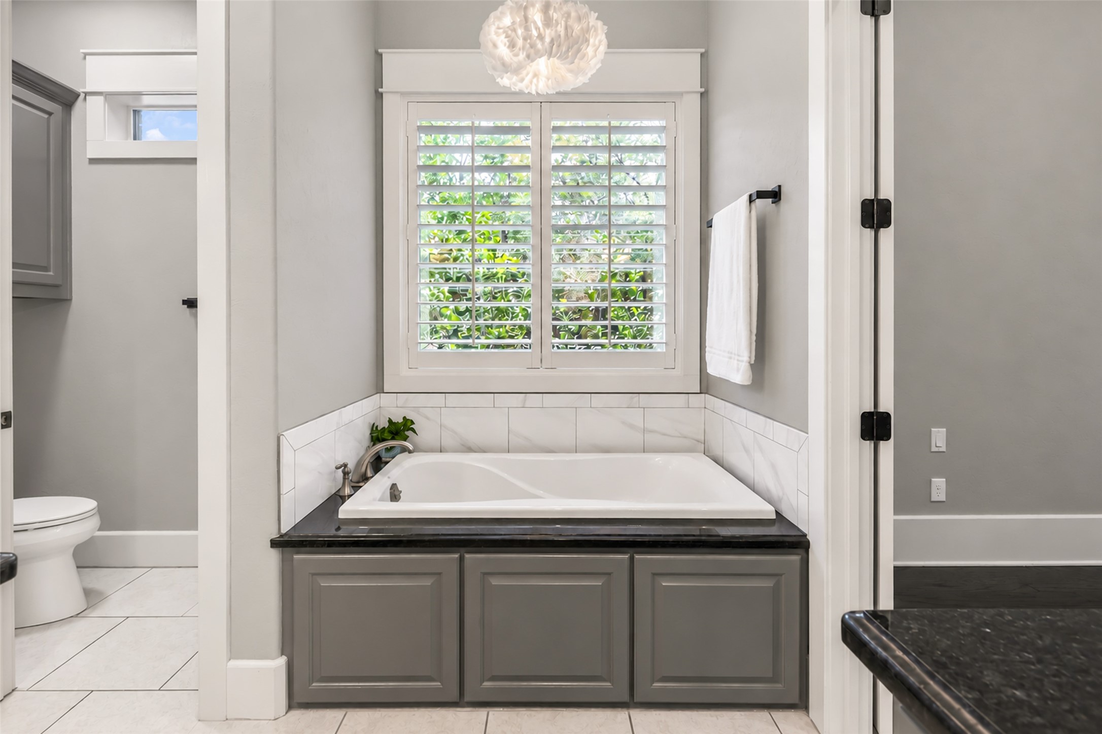 Soaking tub in primary