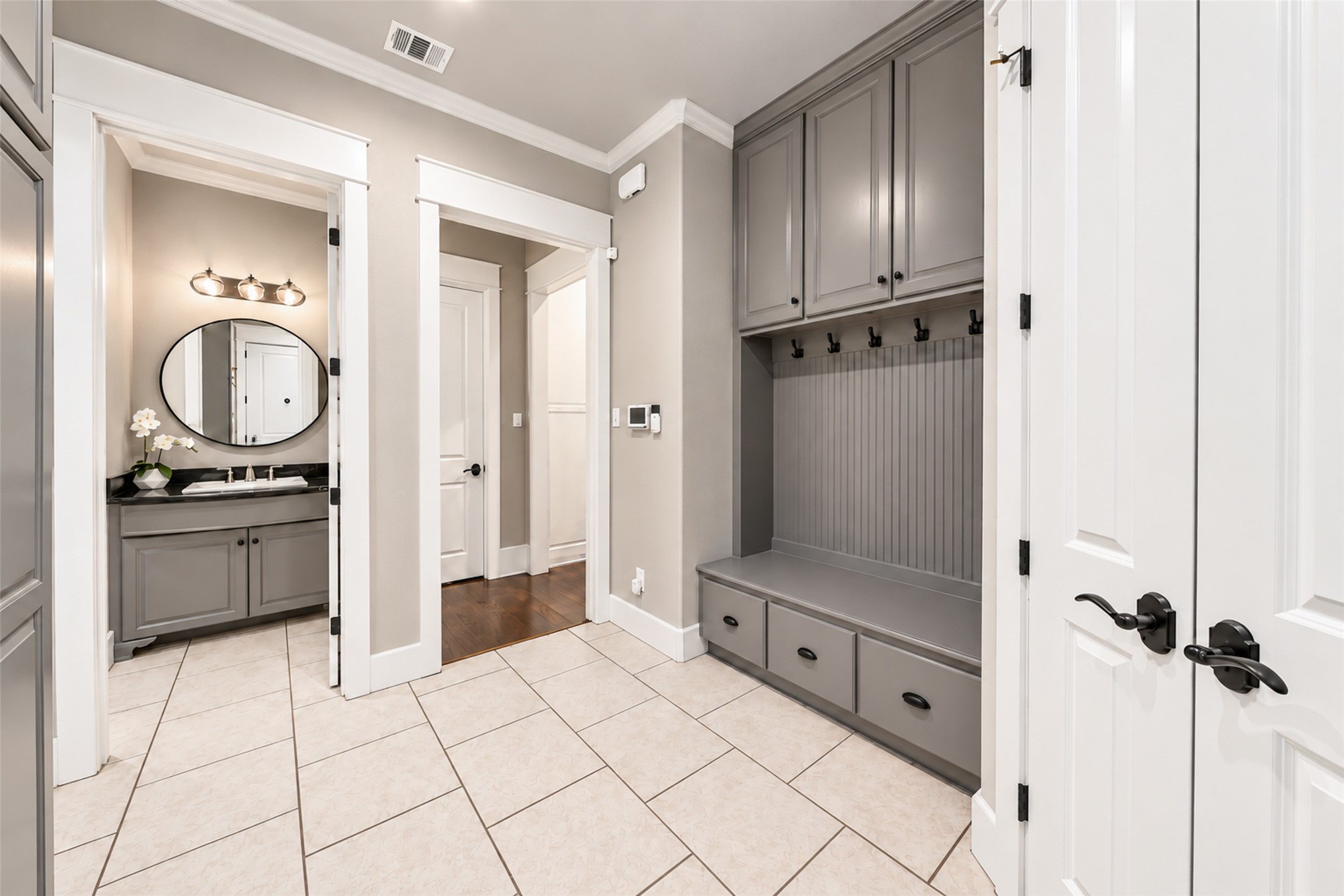 mud room
