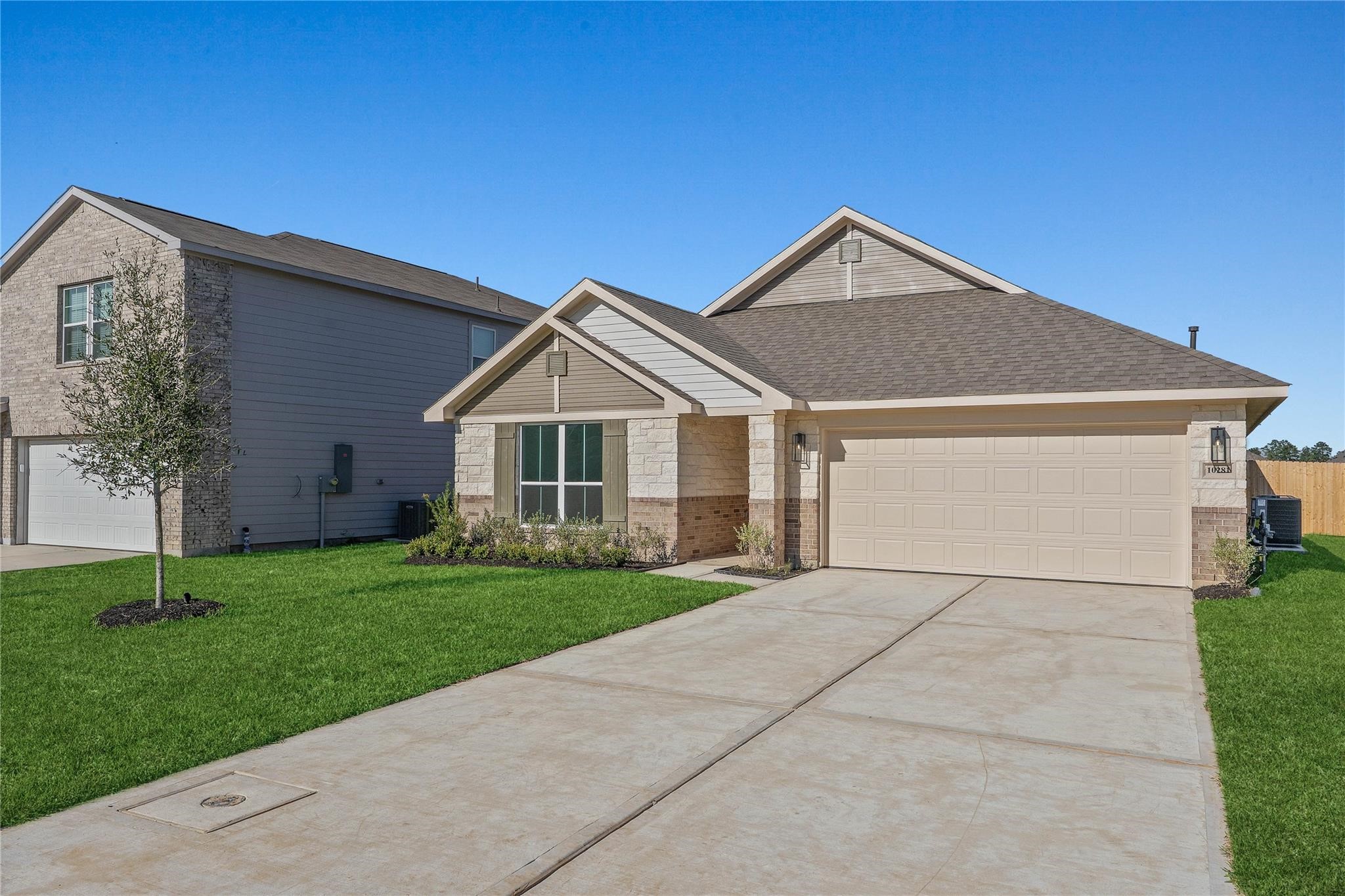 229 Bryan, Angleton, TX 77515