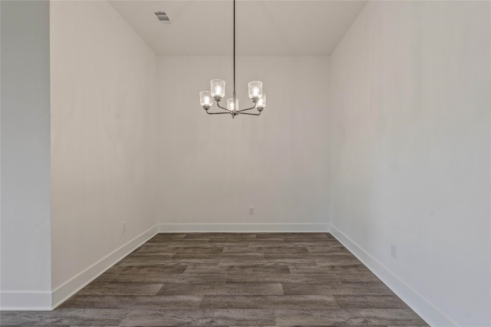 229 Bryan, Angleton, TX 77515