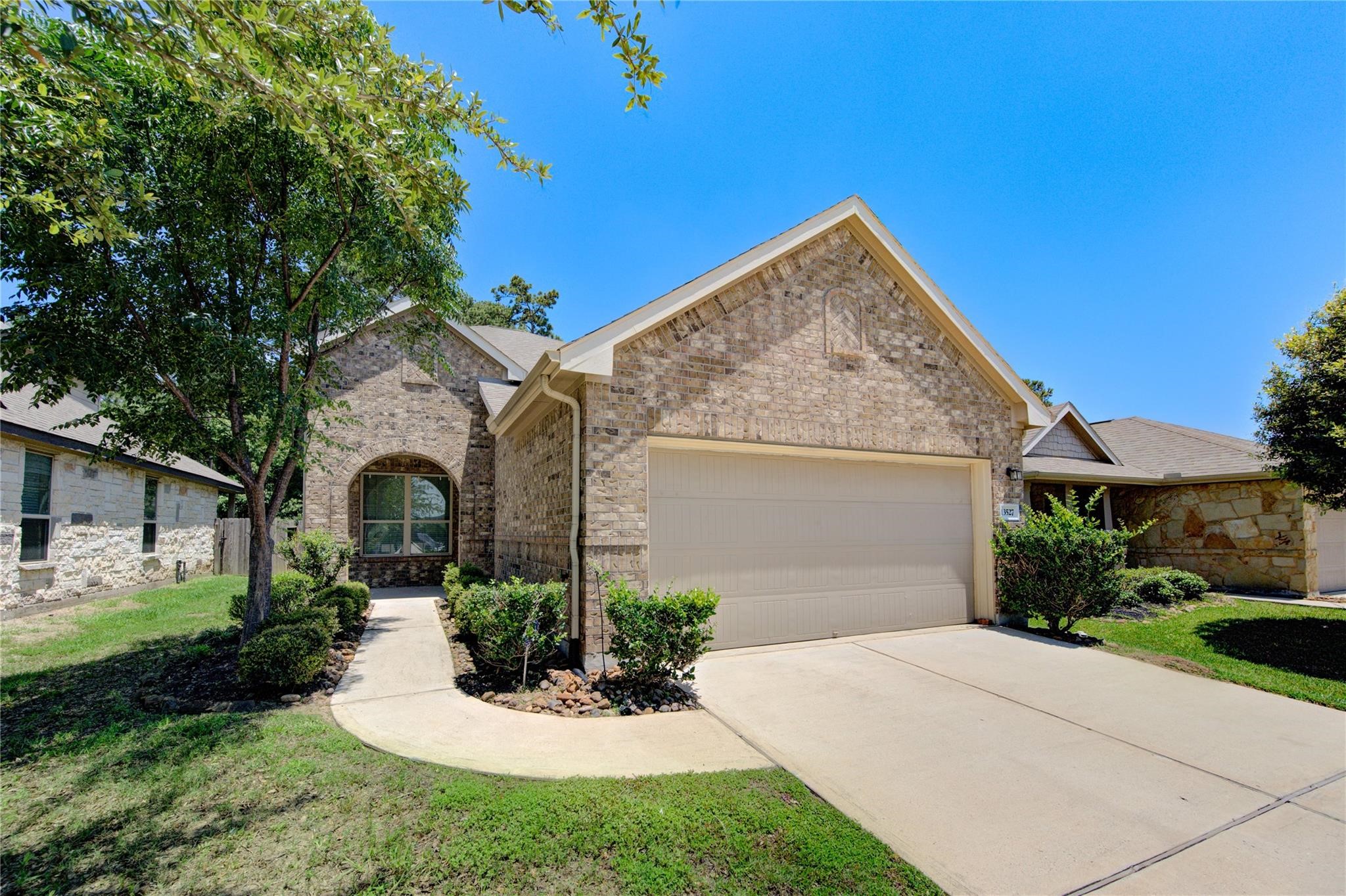 13527 Smith Lake Lane, Houston, TX 77044