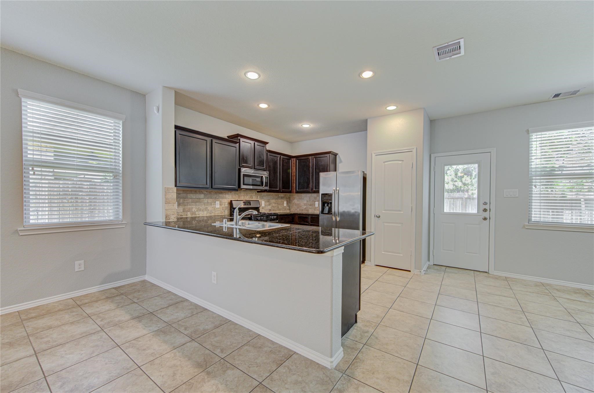 13527 Smith Lake Lane, Houston, TX 77044