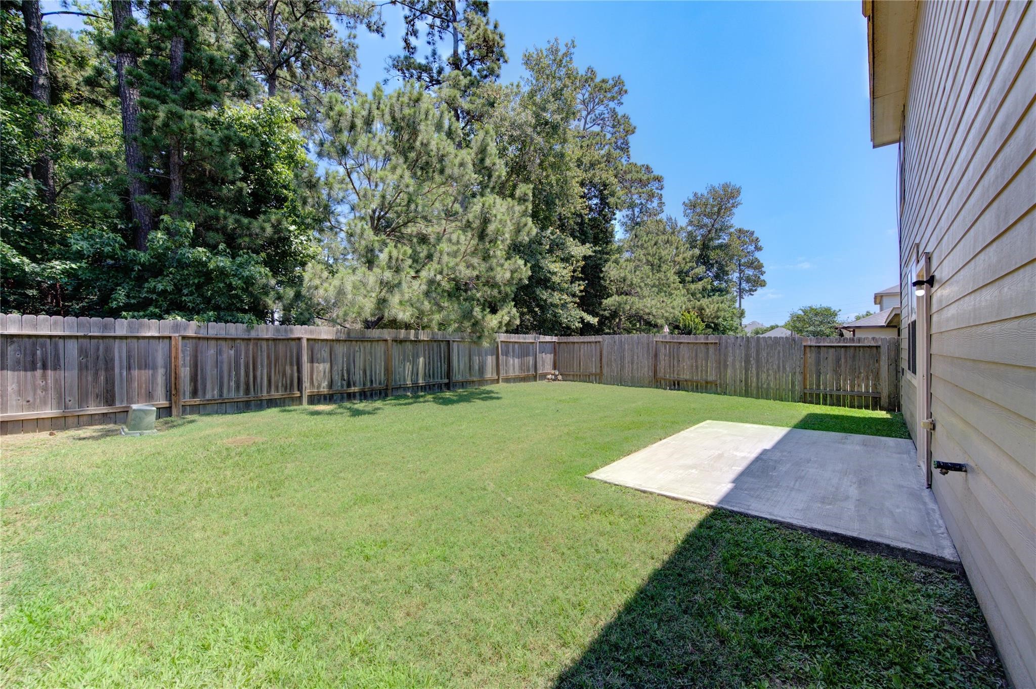 13527 Smith Lake Lane, Houston, TX 77044