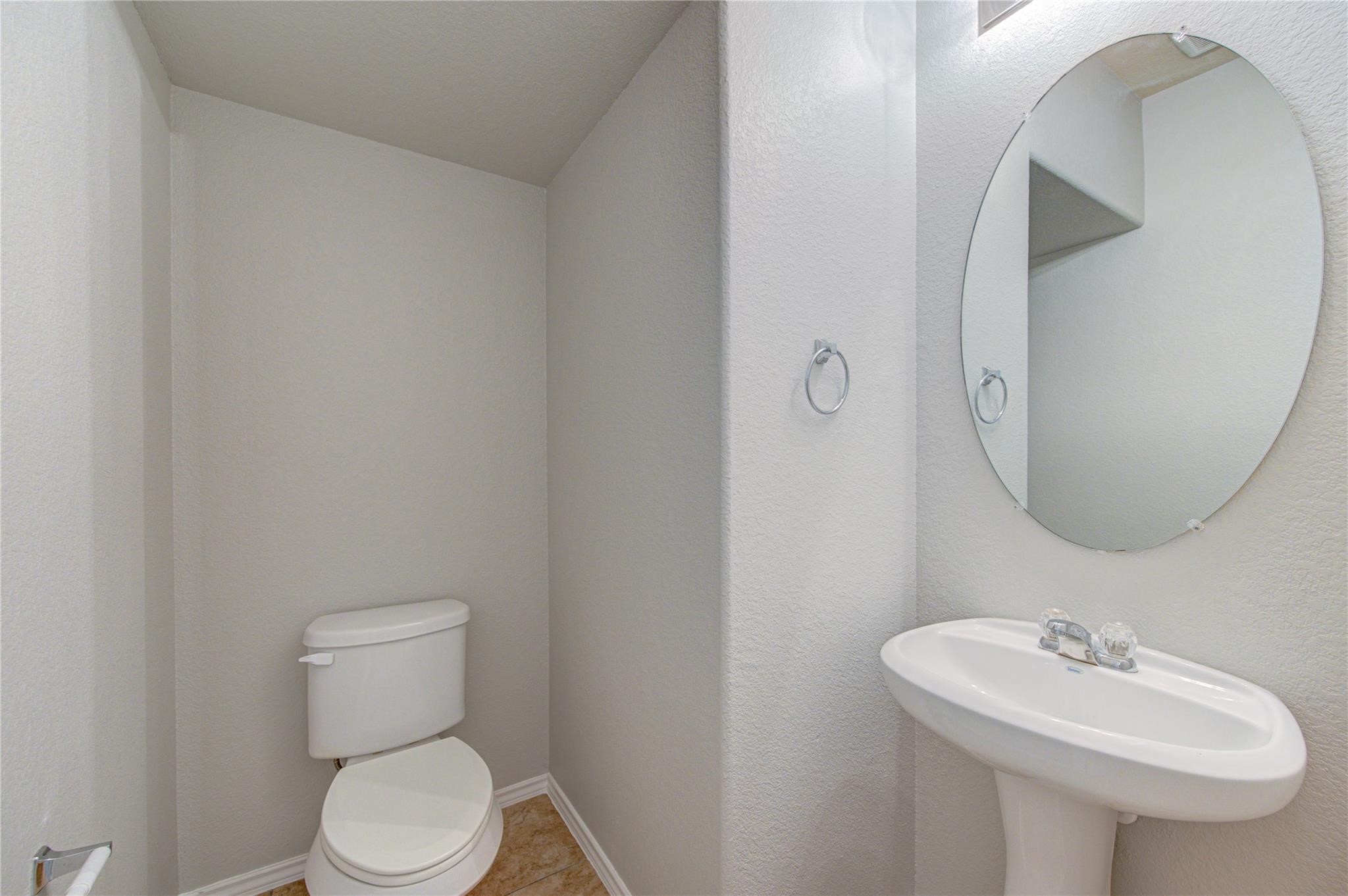 13527 Smith Lake Lane, Houston, TX 77044
