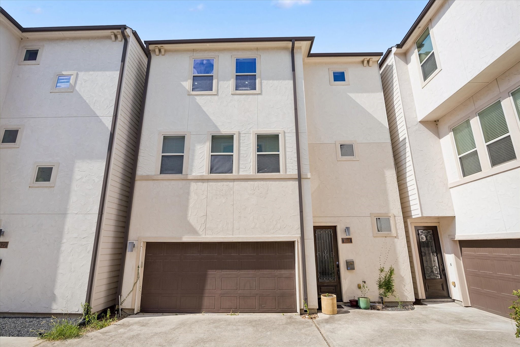 1618 Parker, located in Rice Military!
