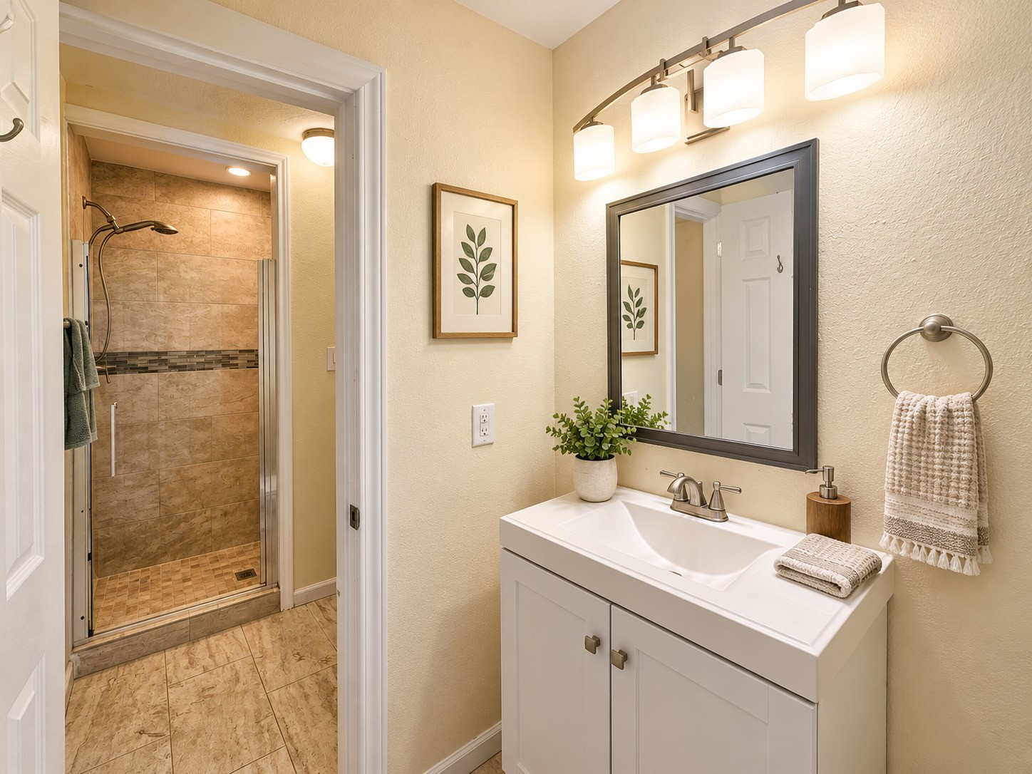132 Otter Trail, Lake Jackson, TX 77566