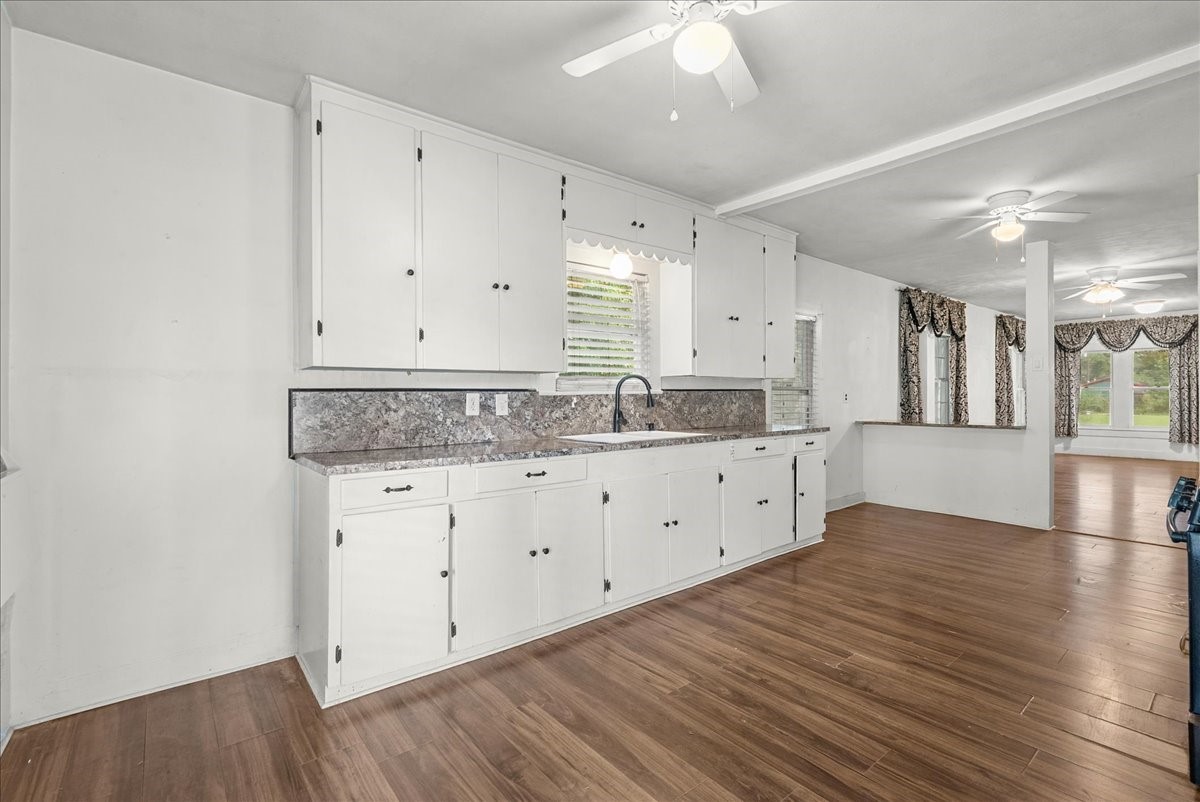 12101 23rd Street, Santa Fe, TX 77510