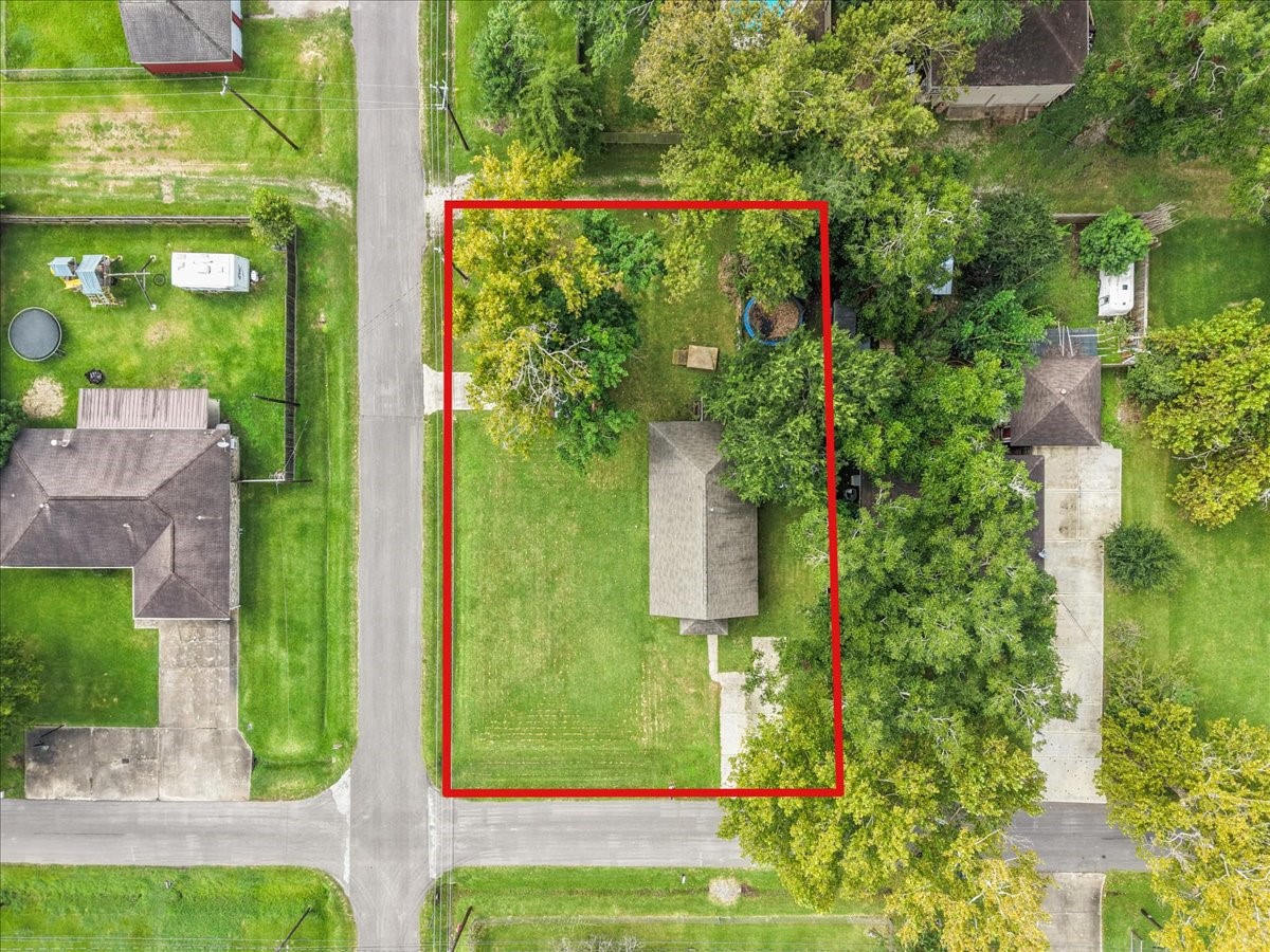 12101 23rd Street, Santa Fe, TX 77510 12101 23rd Street, Santa Fe, TX 77510