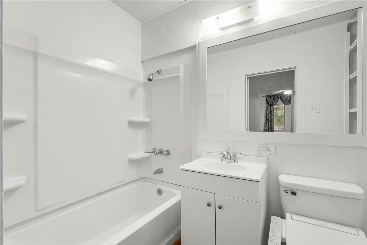 12101 23rd Street, Santa Fe, TX 77510