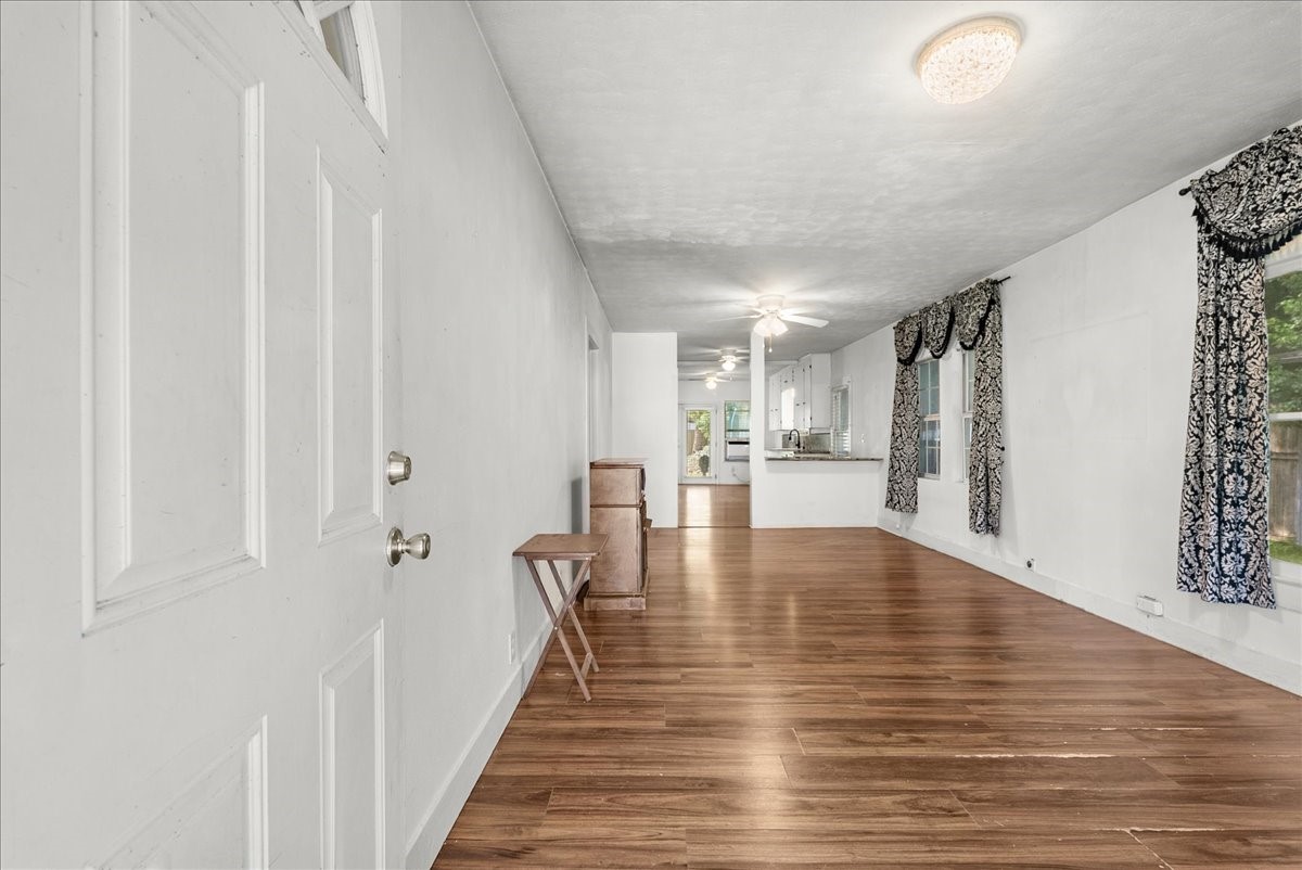 12101 23rd Street, Santa Fe, TX 77510
