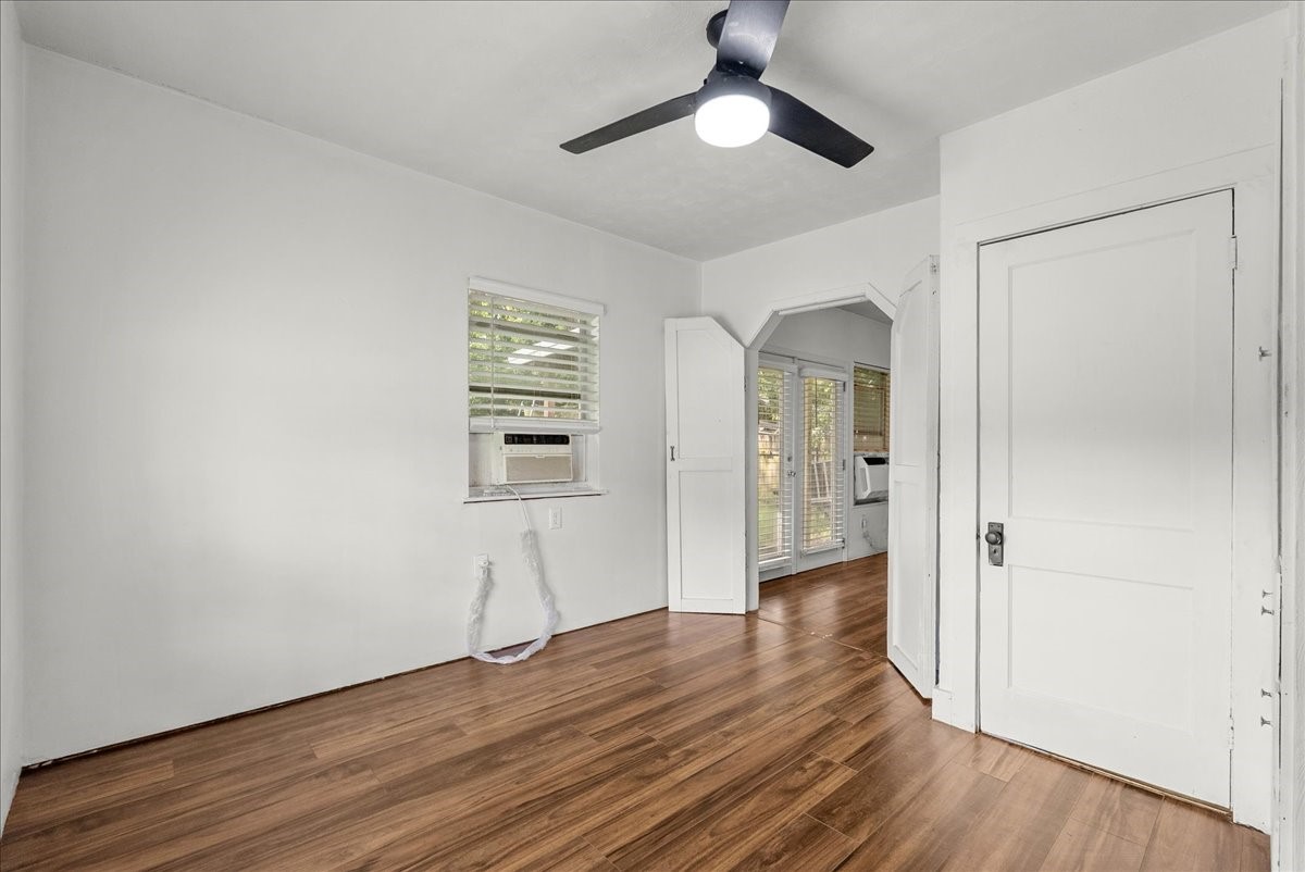 12101 23rd Street, Santa Fe, TX 77510