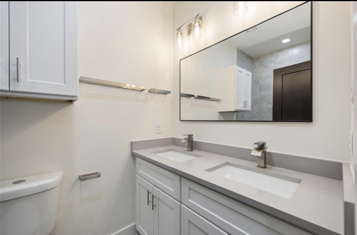 7980 Angus Street, #B, Houston, TX 77028
