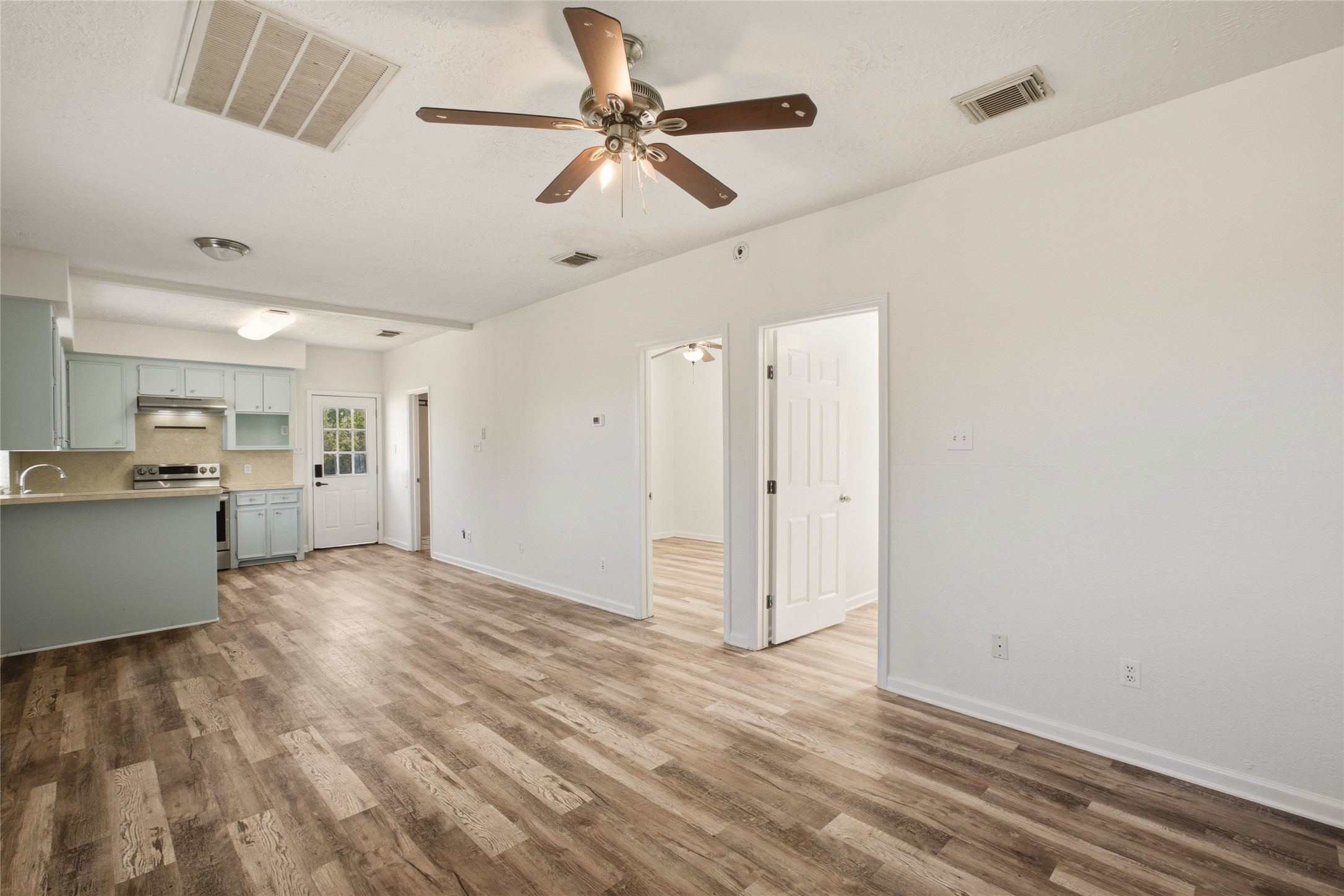 5202 W Zephyr Drive, #C378C, Alvin, TX 77511