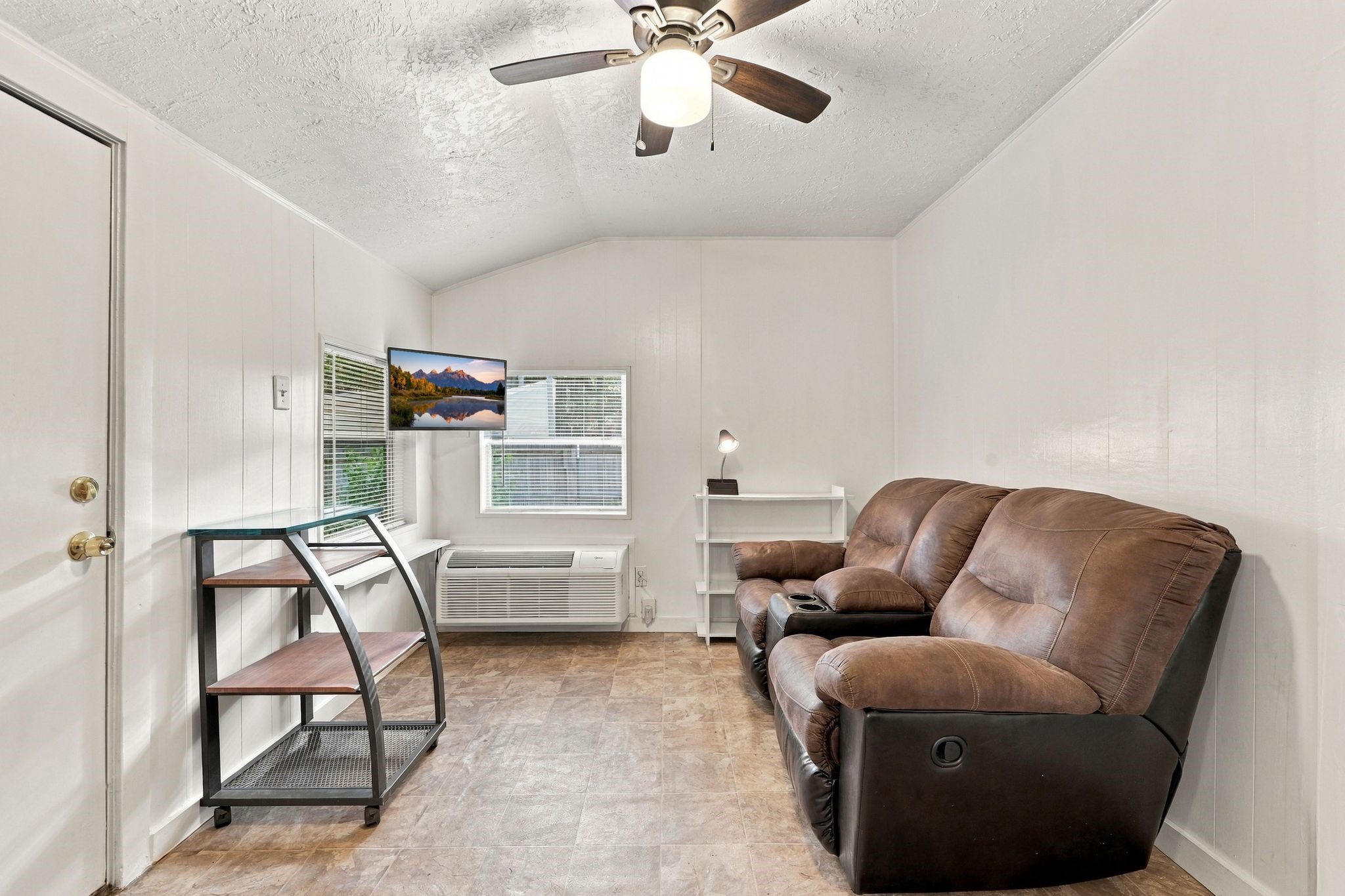 16443 Piper Lane, Montgomery, TX 77316 16443 Piper Lane, Montgomery, TX 77316