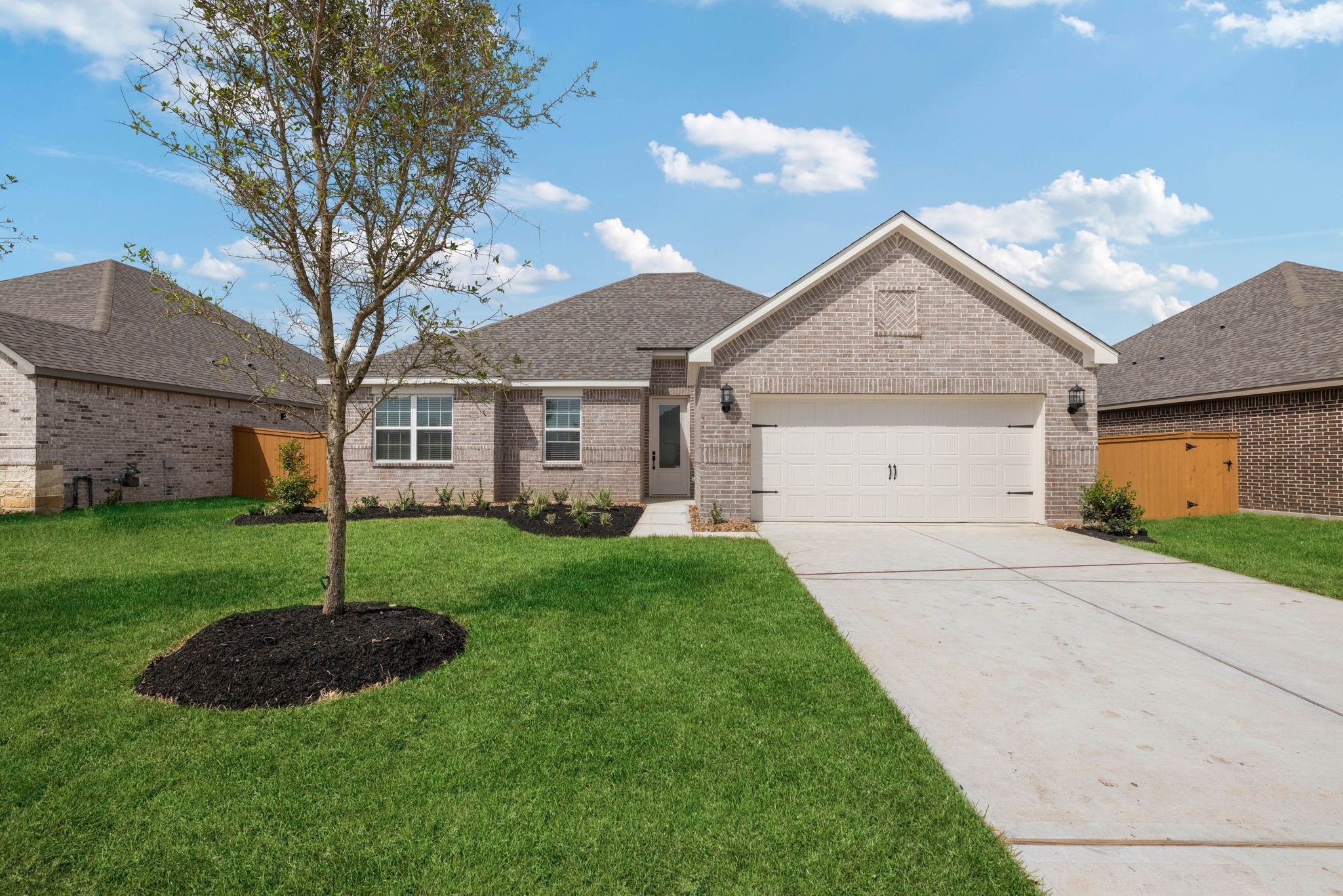 The Emerald Floor Plan by LGI Homes. Completed example to be built. Completed example finishes and color selections may vary from actual home being built.