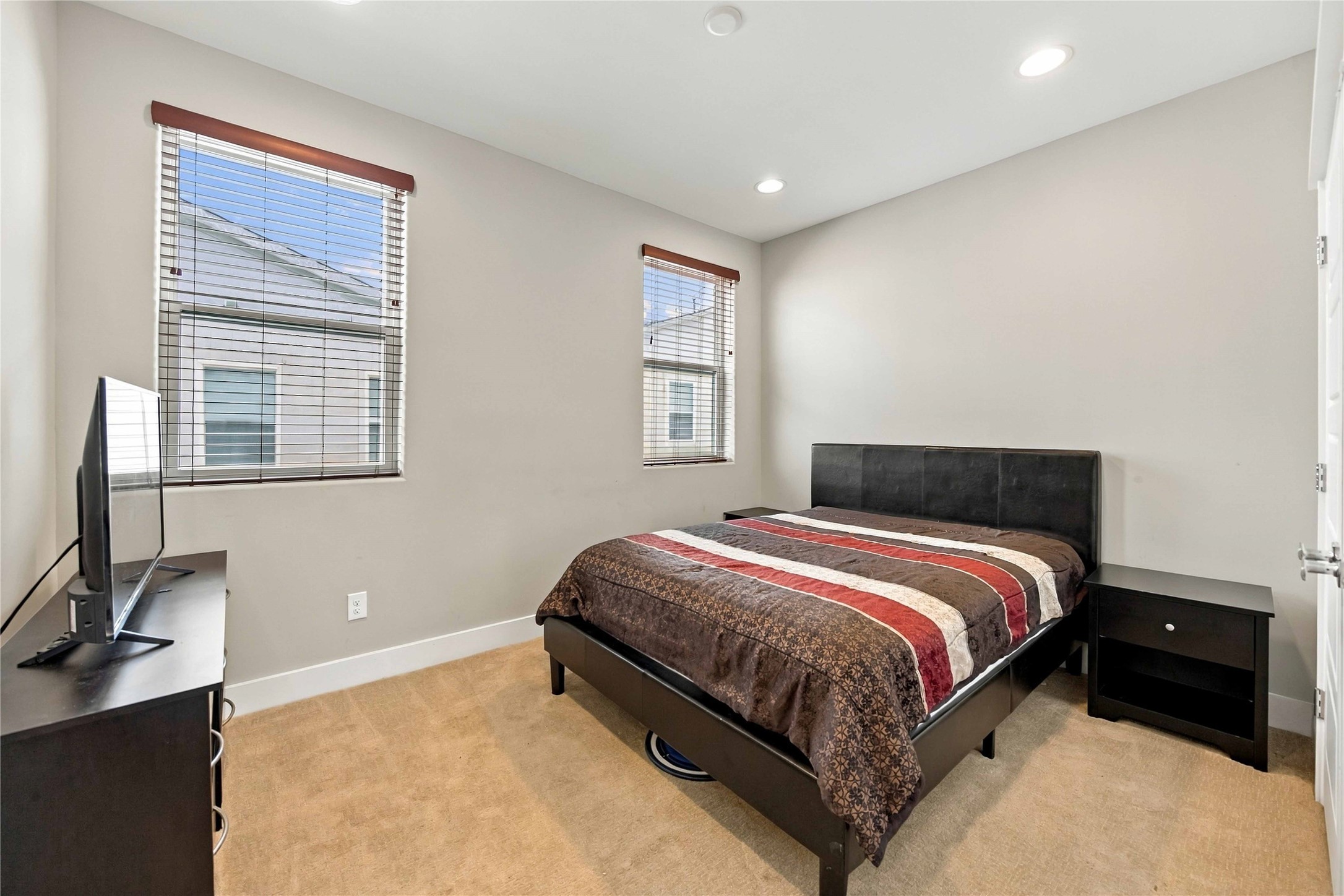 613 Bayou Street, Houston, TX 77020