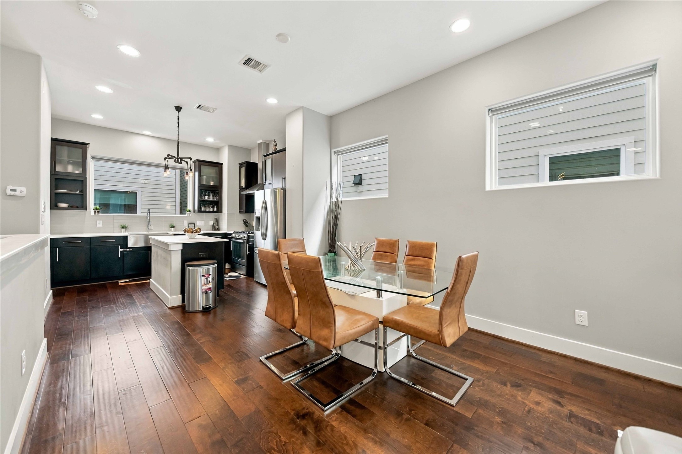 613 Bayou Street, Houston, TX 77020