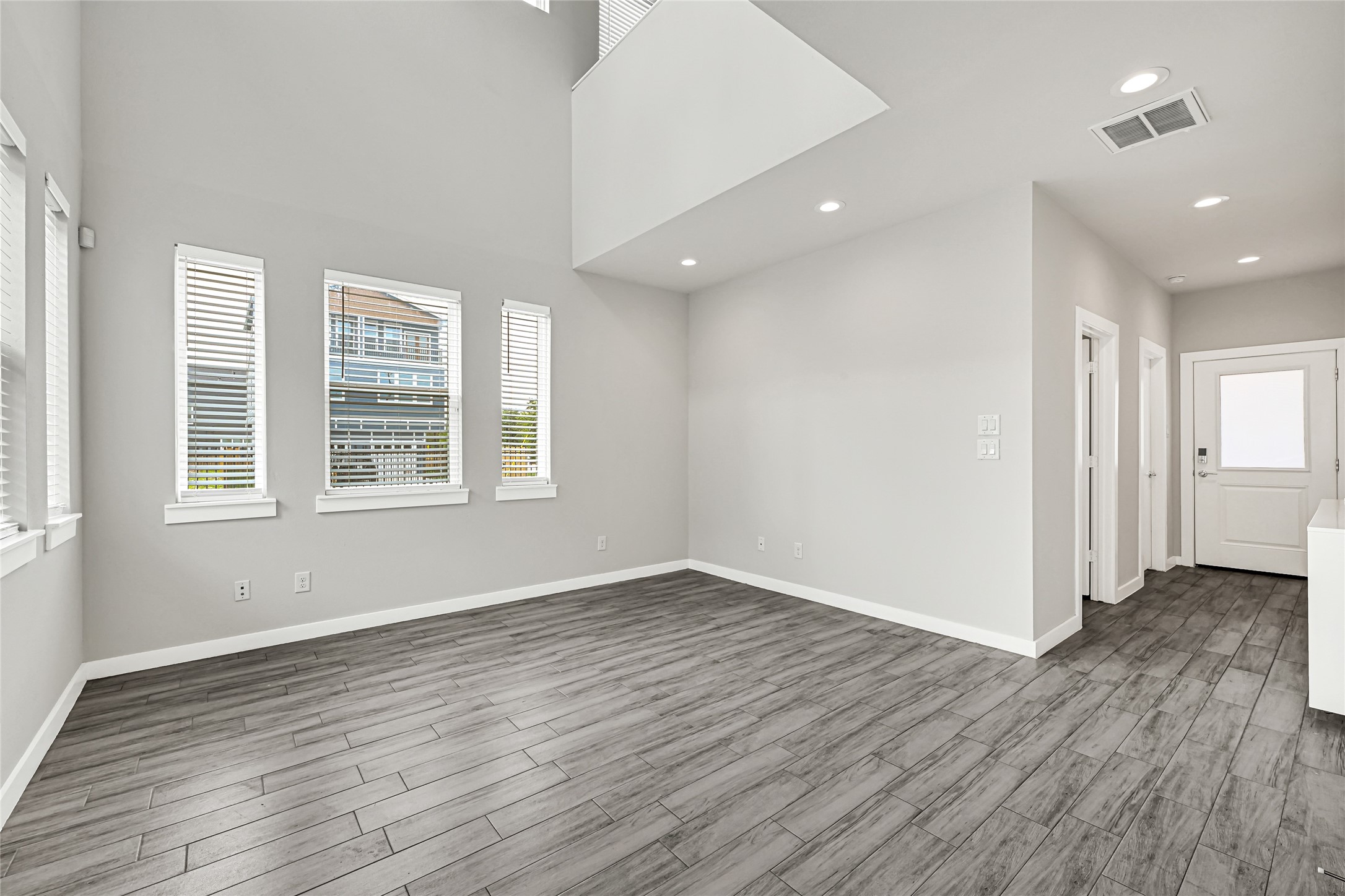 9431 Jutland Road, Houston, TX 77033