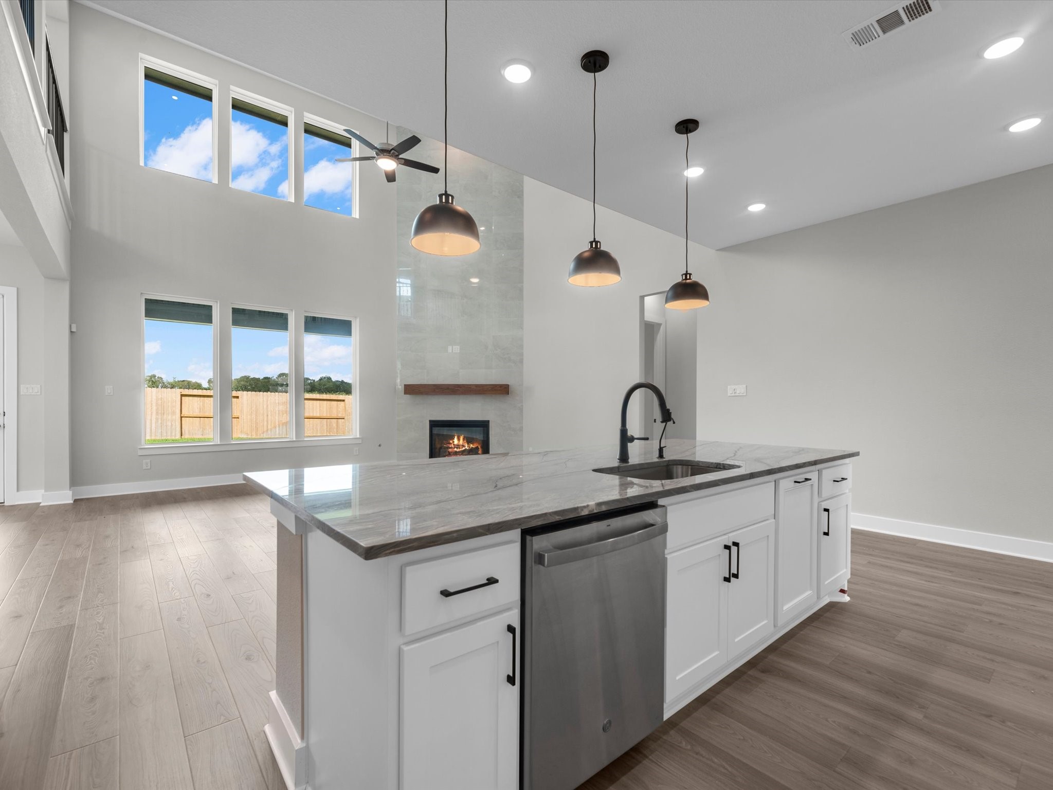 2723 Crown Ridge Drive, Missouri City, TX 77459