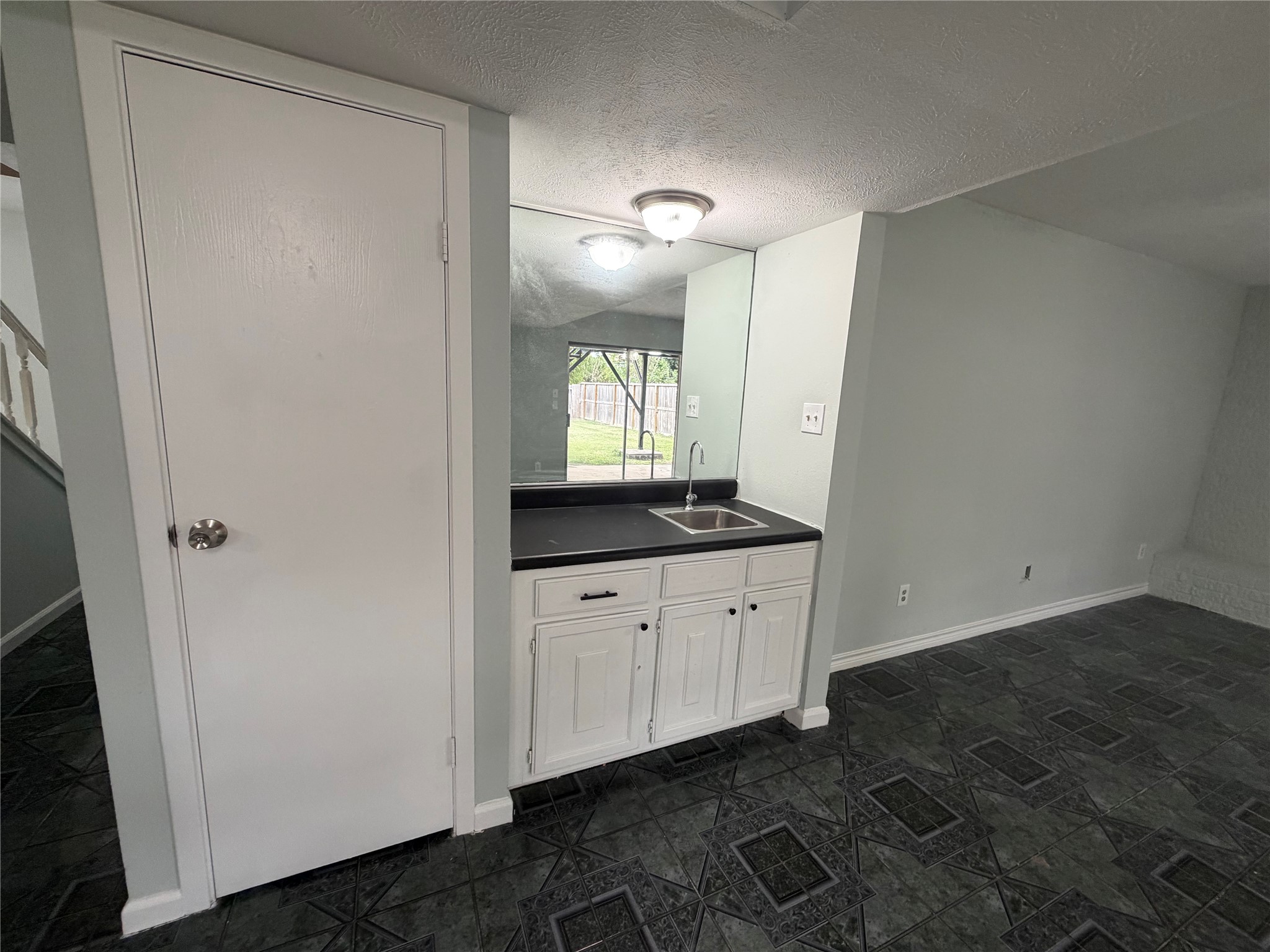 2611 W Greens Road, Houston, TX 77067