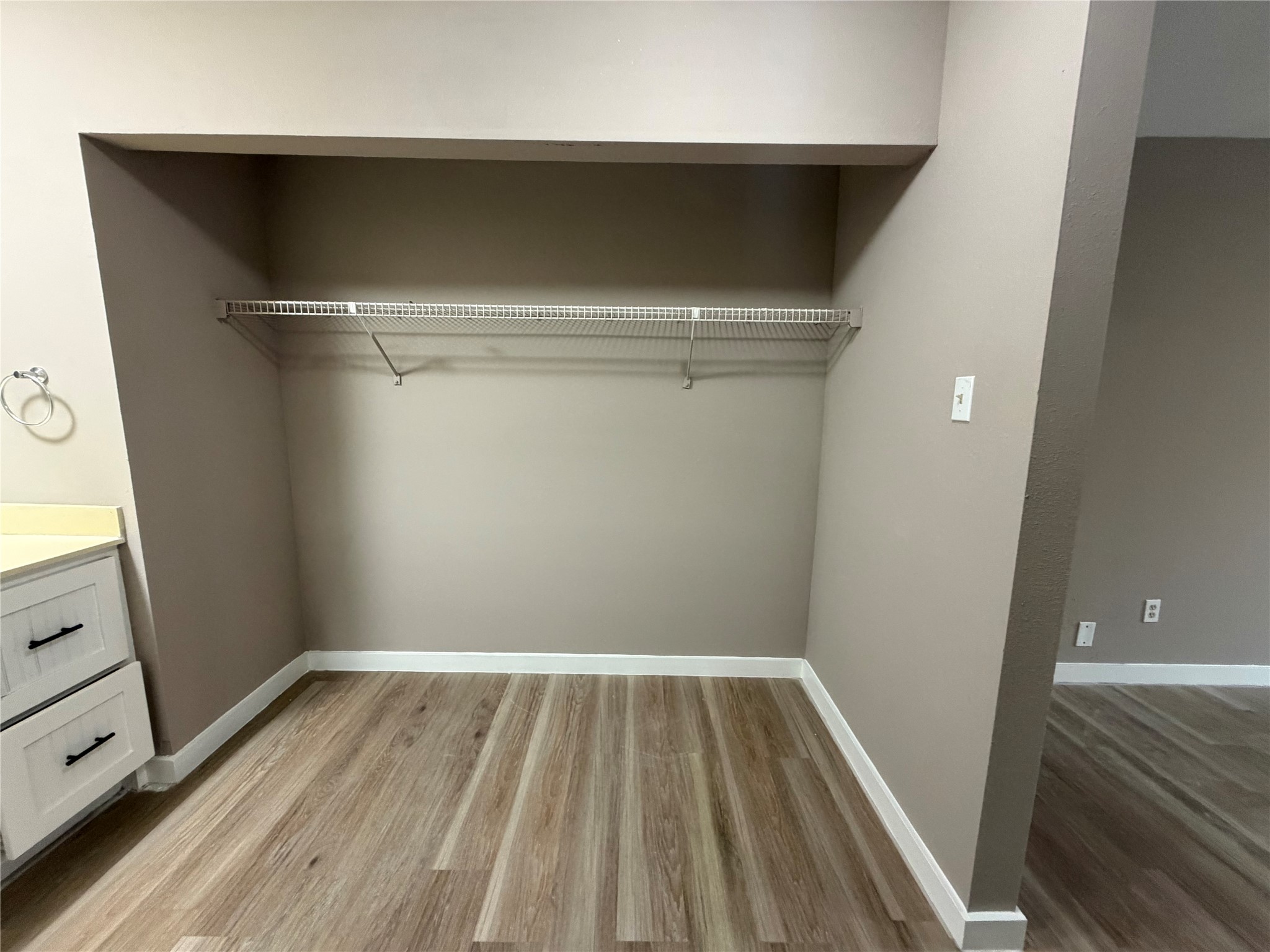 2611 W Greens Road, Houston, TX 77067