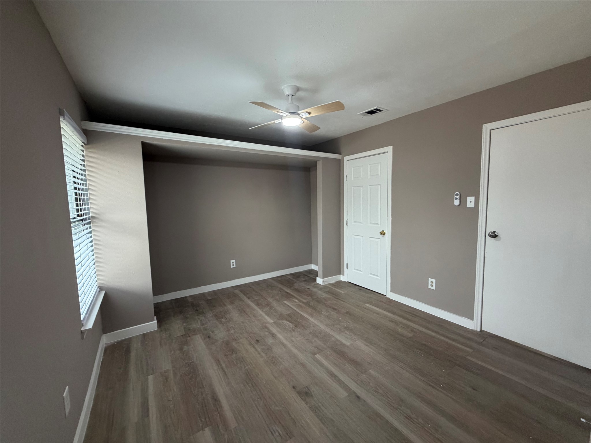 2611 W Greens Road, Houston, TX 77067