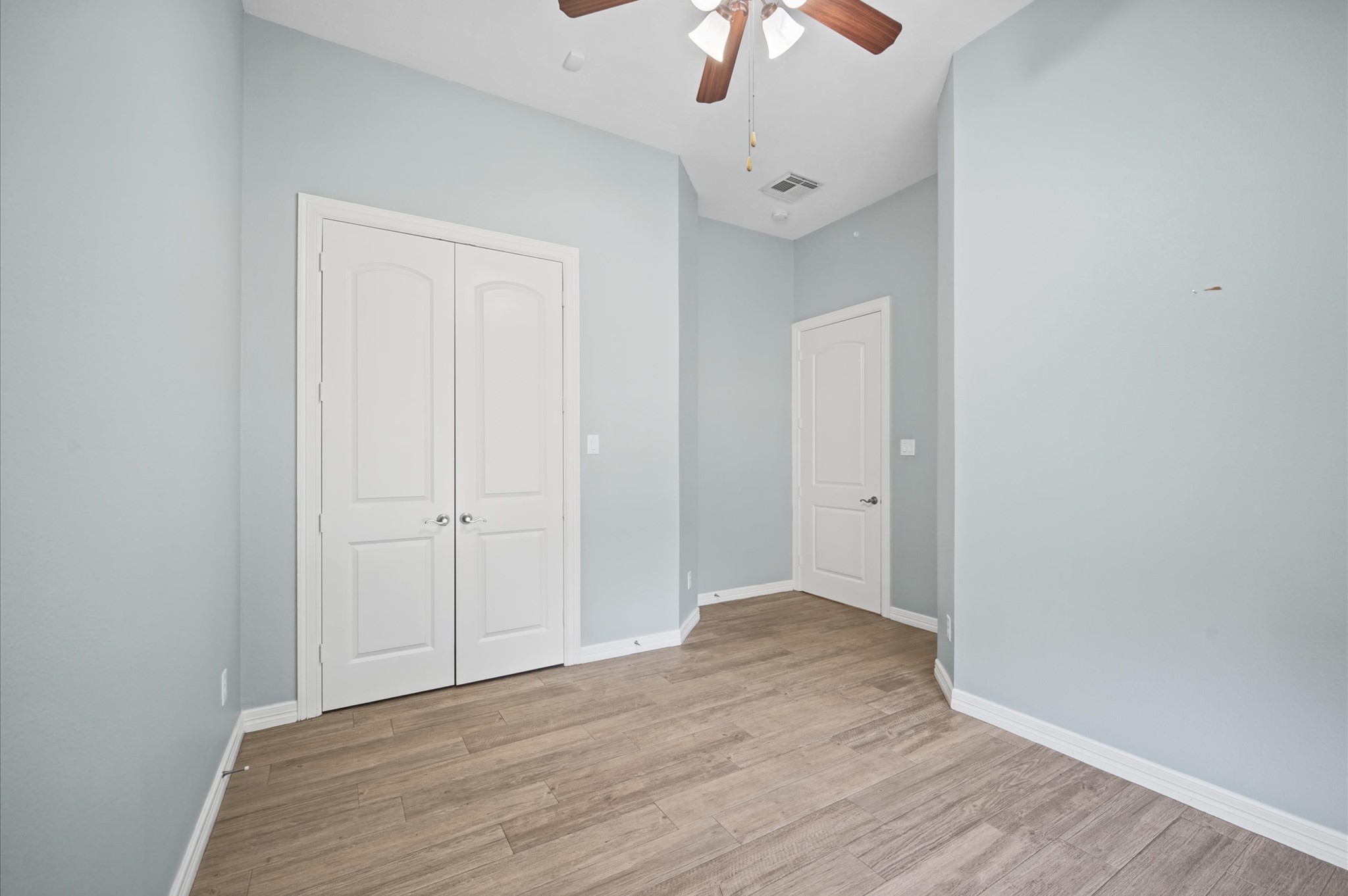 18103 E Allen Shore Drive, Cypress, TX 77433