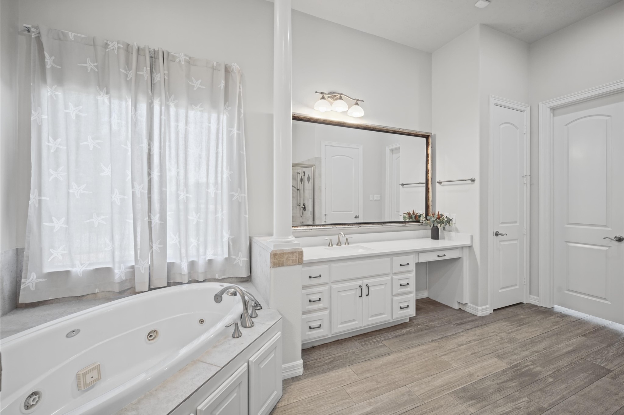 18103 E Allen Shore Drive, Cypress, TX 77433