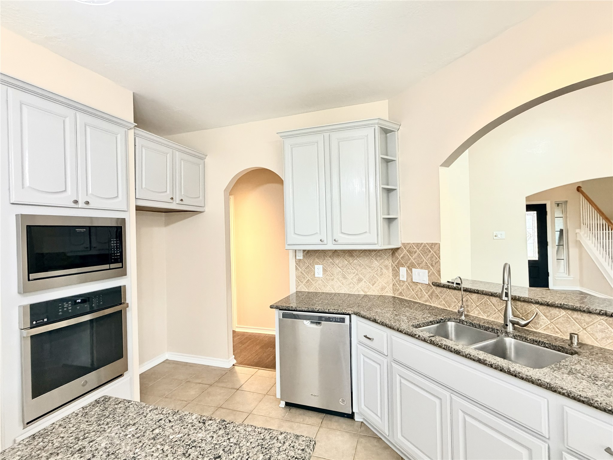 3043 Fallbrook Drive, Pearland, TX 77584