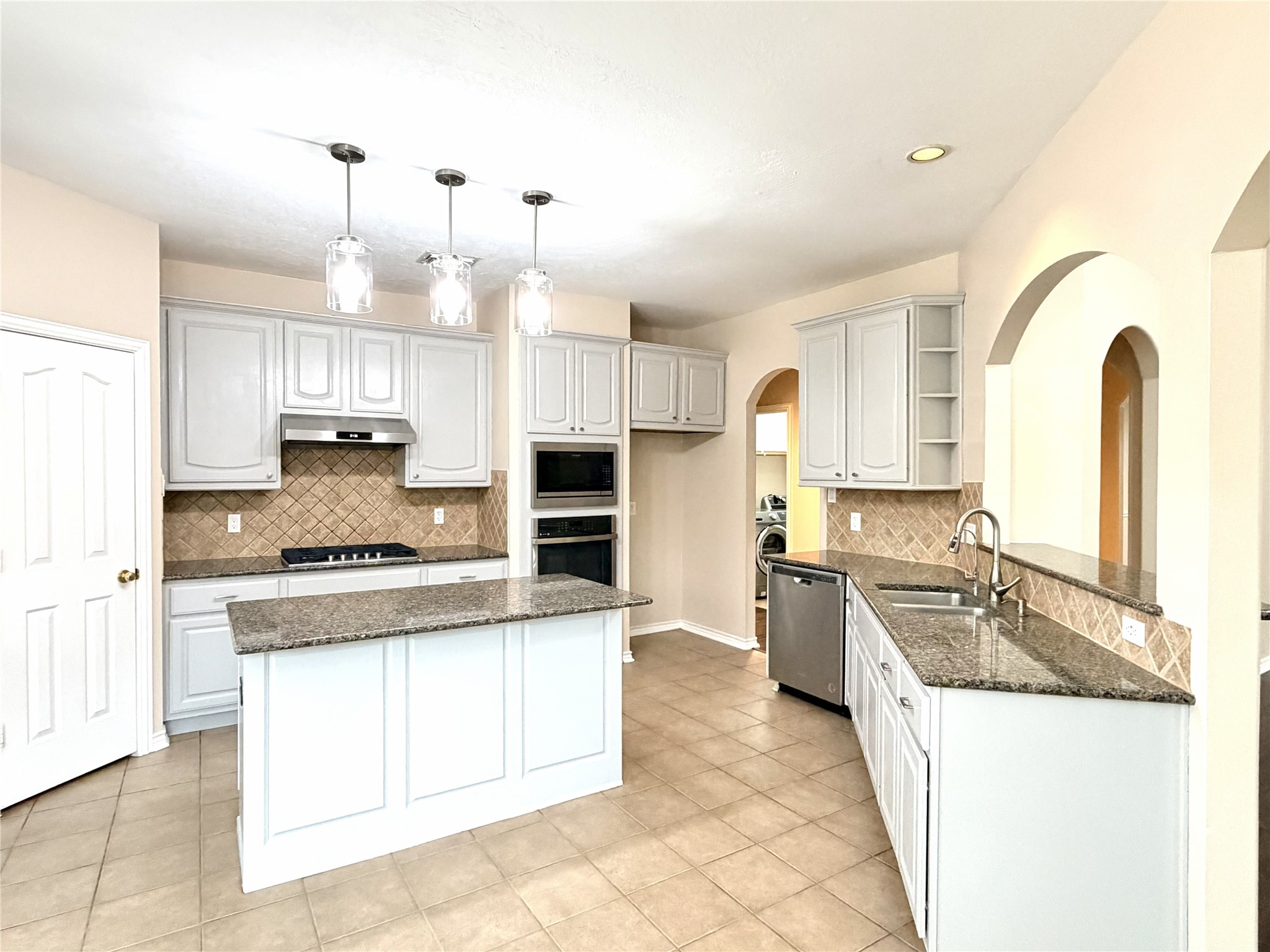 3043 Fallbrook Drive, Pearland, TX 77584