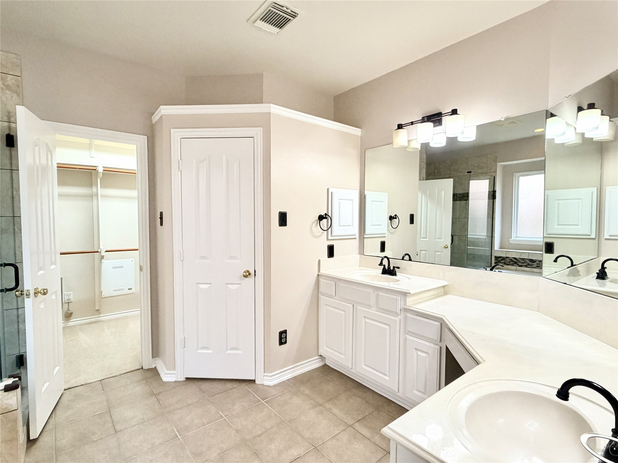 3043 Fallbrook Drive, Pearland, TX 77584