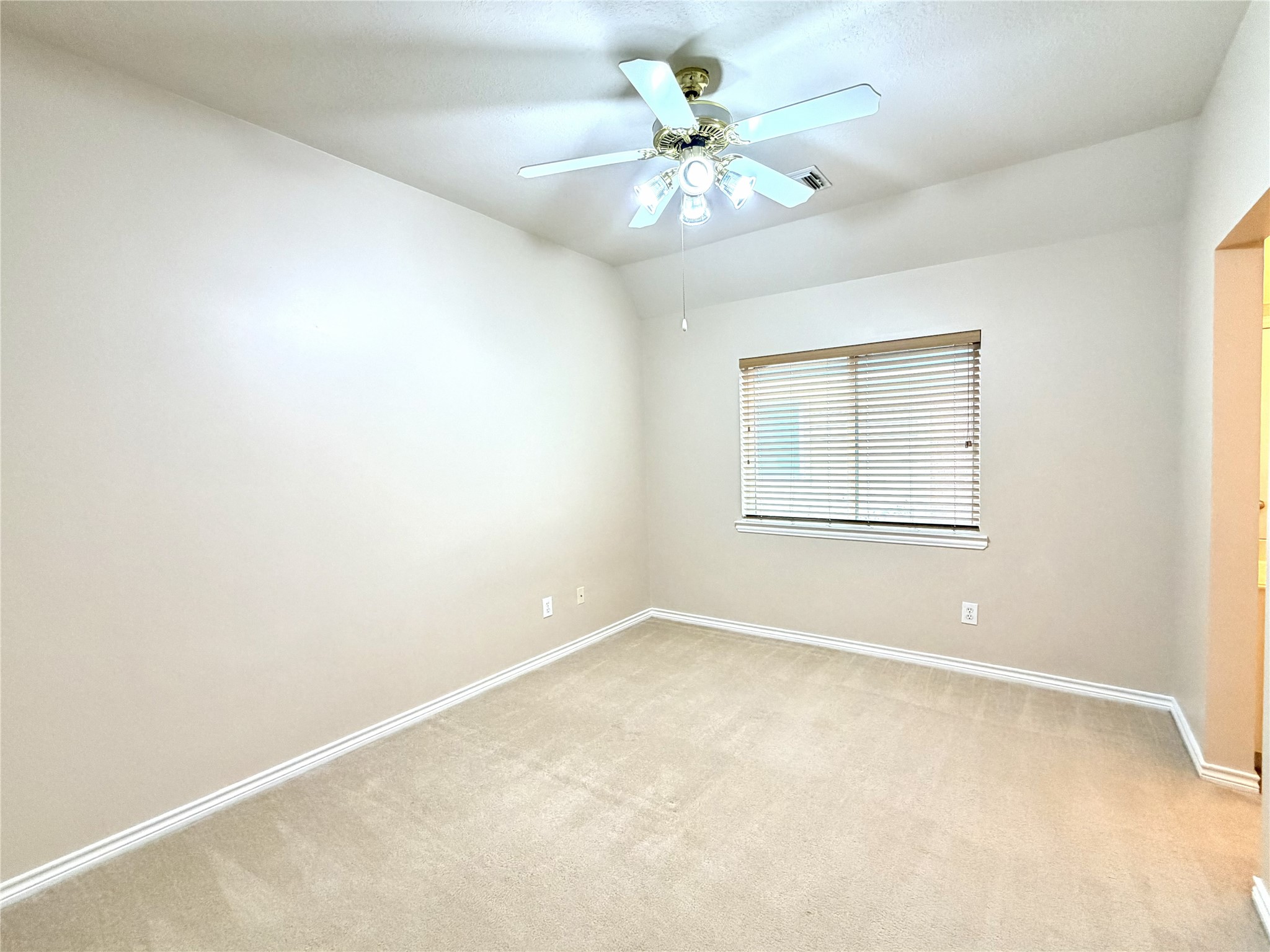 3043 Fallbrook Drive, Pearland, TX 77584