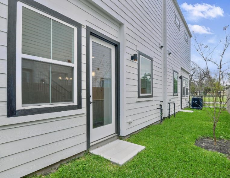 9902 Clark Rd, #B, Houston, TX 77076