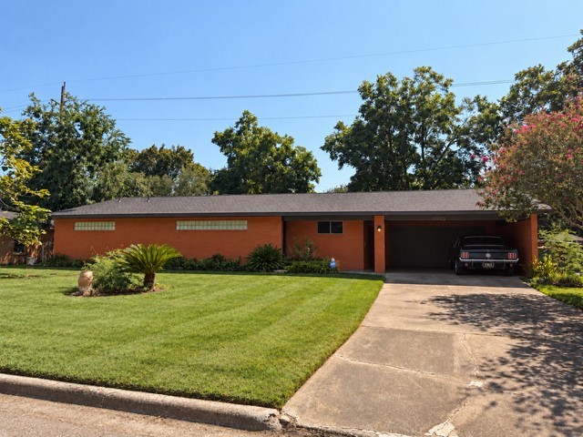 1903 Evergreen Lane, La Marque, TX 77568 1903 Evergreen Lane, La Marque, TX 77568