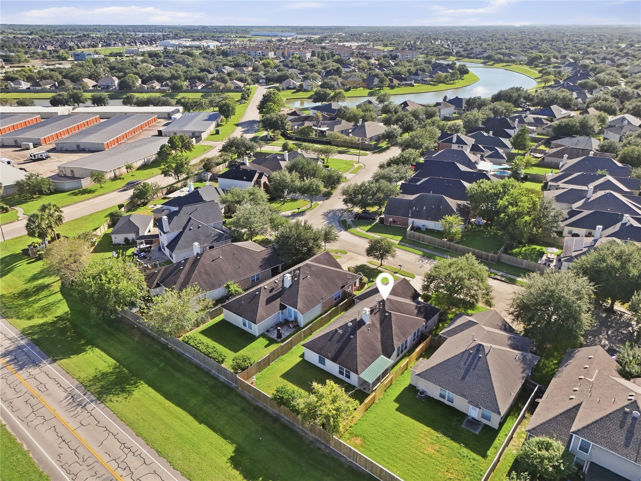 872 Rock Harbor Lane, League City, TX 77573