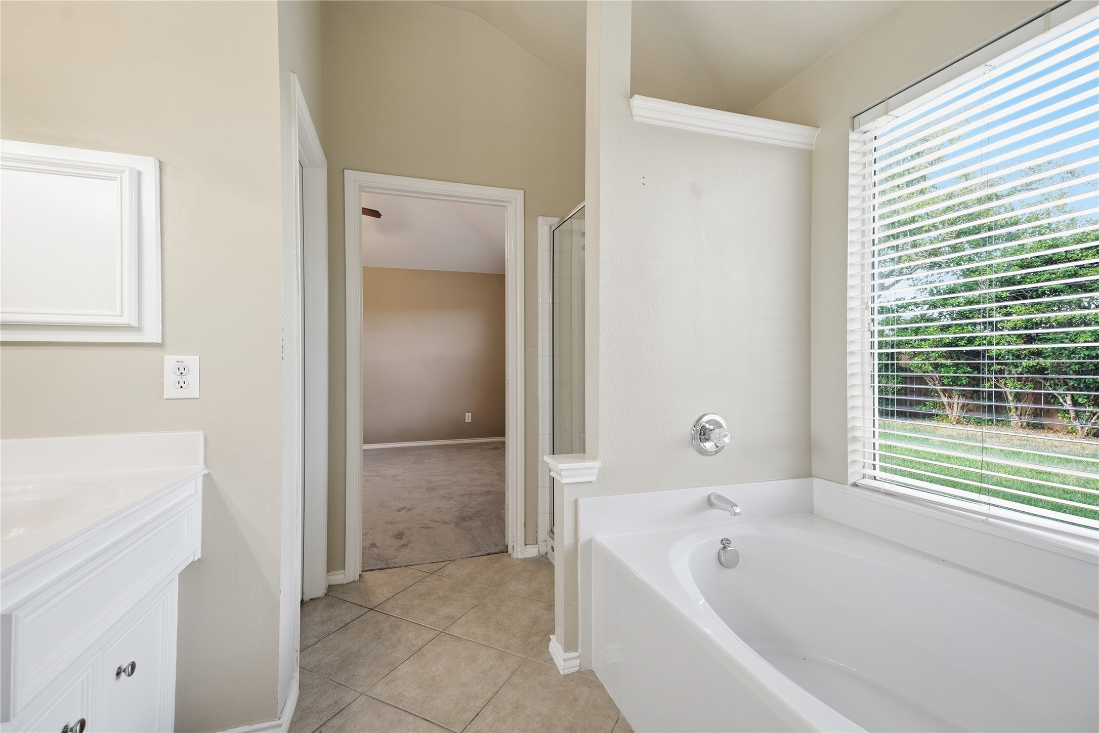 872 Rock Harbor Lane, League City, TX 77573