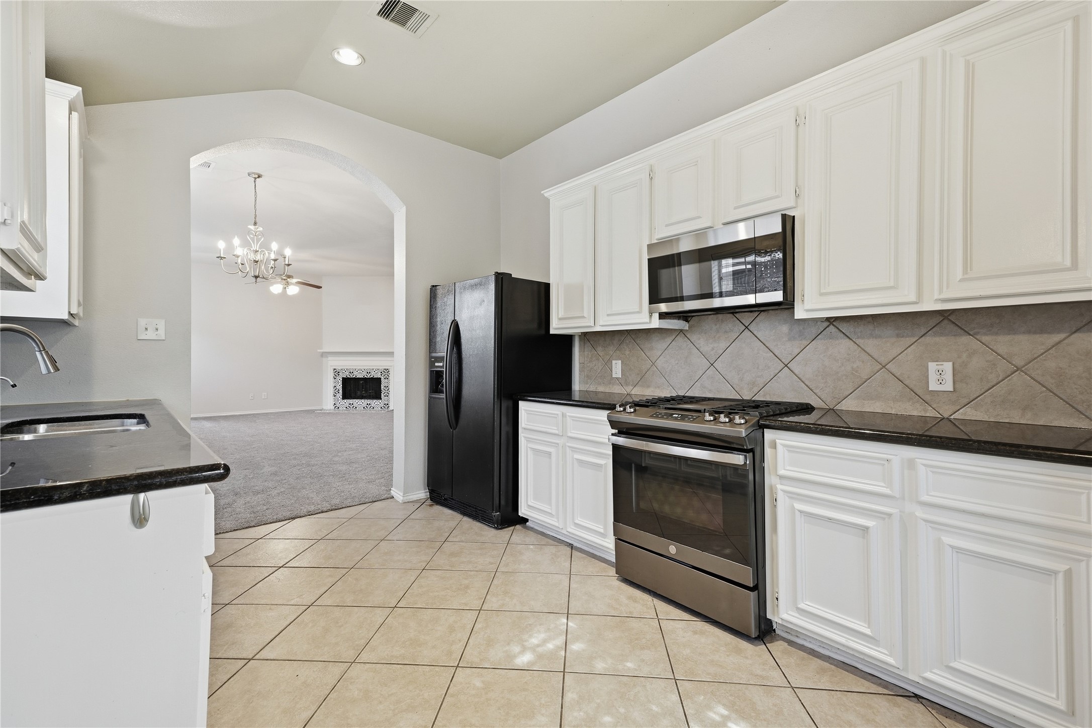 872 Rock Harbor Lane, League City, TX 77573
