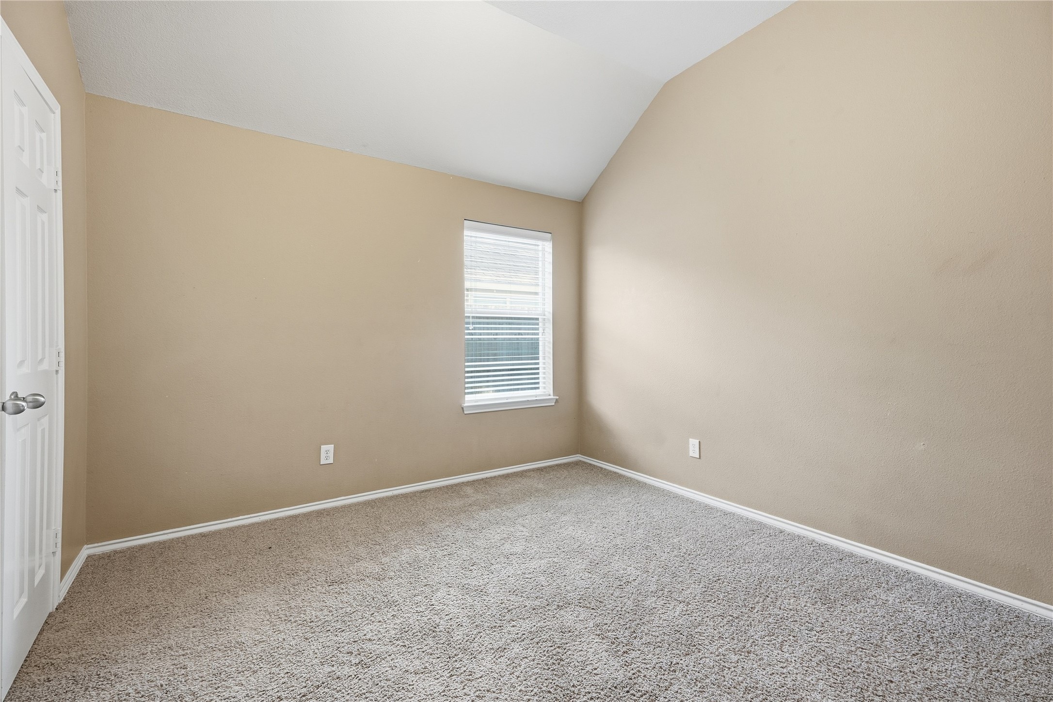 872 Rock Harbor Lane, League City, TX 77573