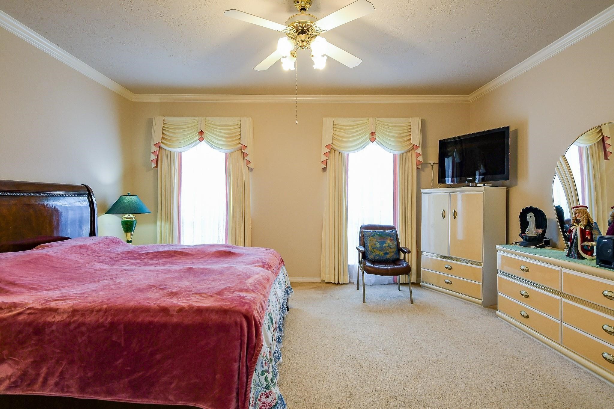 3222 Mossy Elm Court Court, Houston, TX 77059