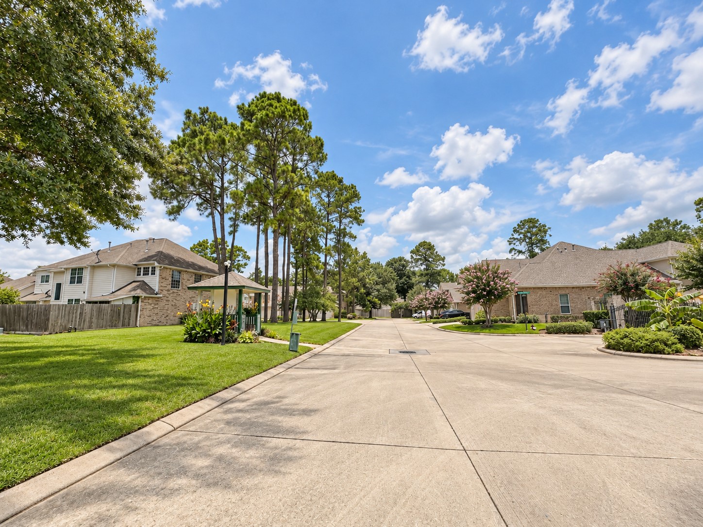 2027 Marchwood Manor Drive, Houston, TX 77090