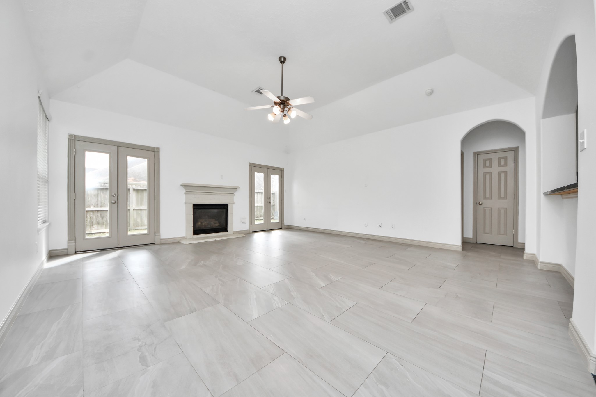 2027 Marchwood Manor Drive, Houston, TX 77090 2027 Marchwood Manor Drive, Houston, TX 77090