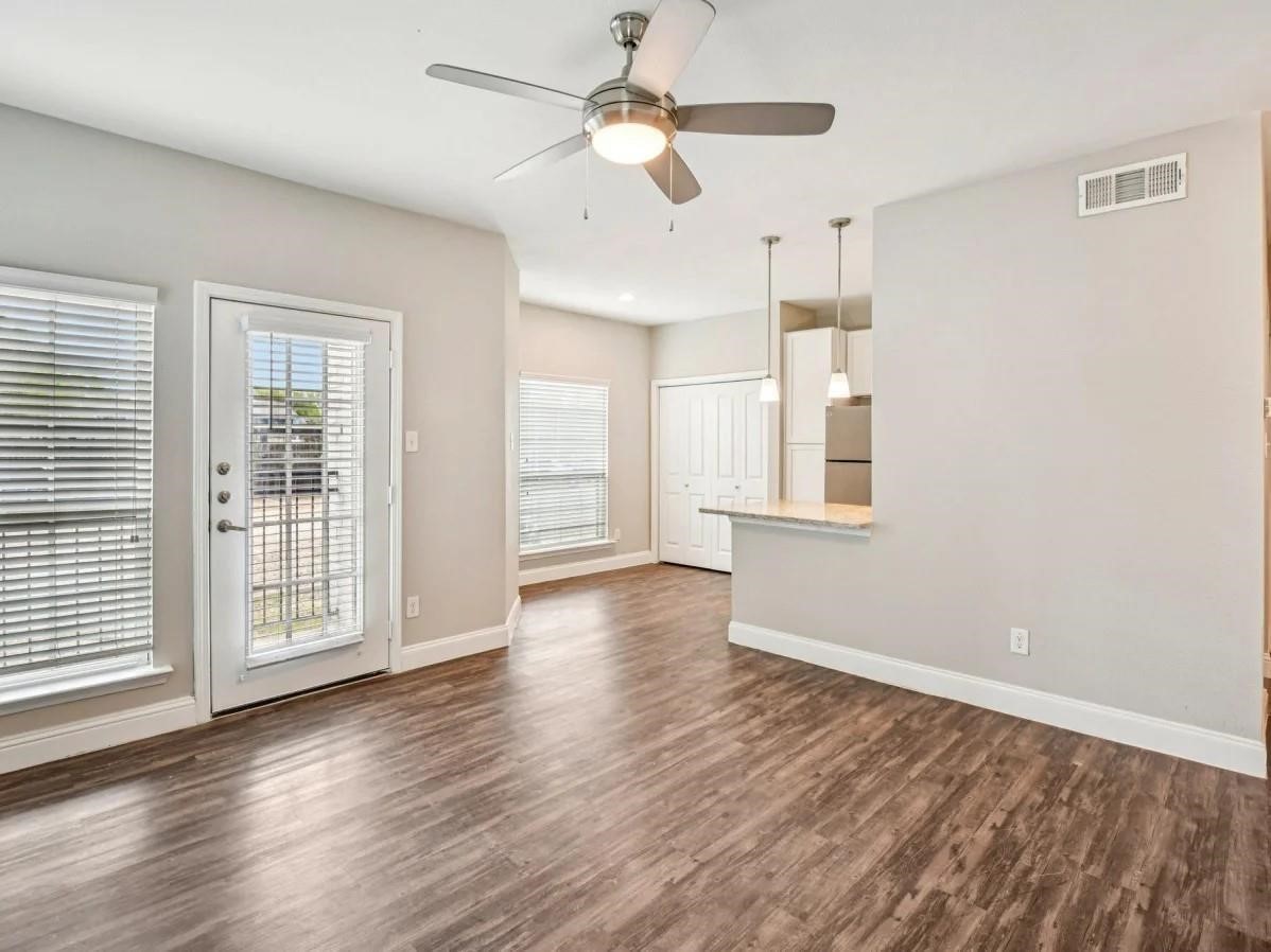 4211 Clay Hill Drive, #903, Houston, TX 77084