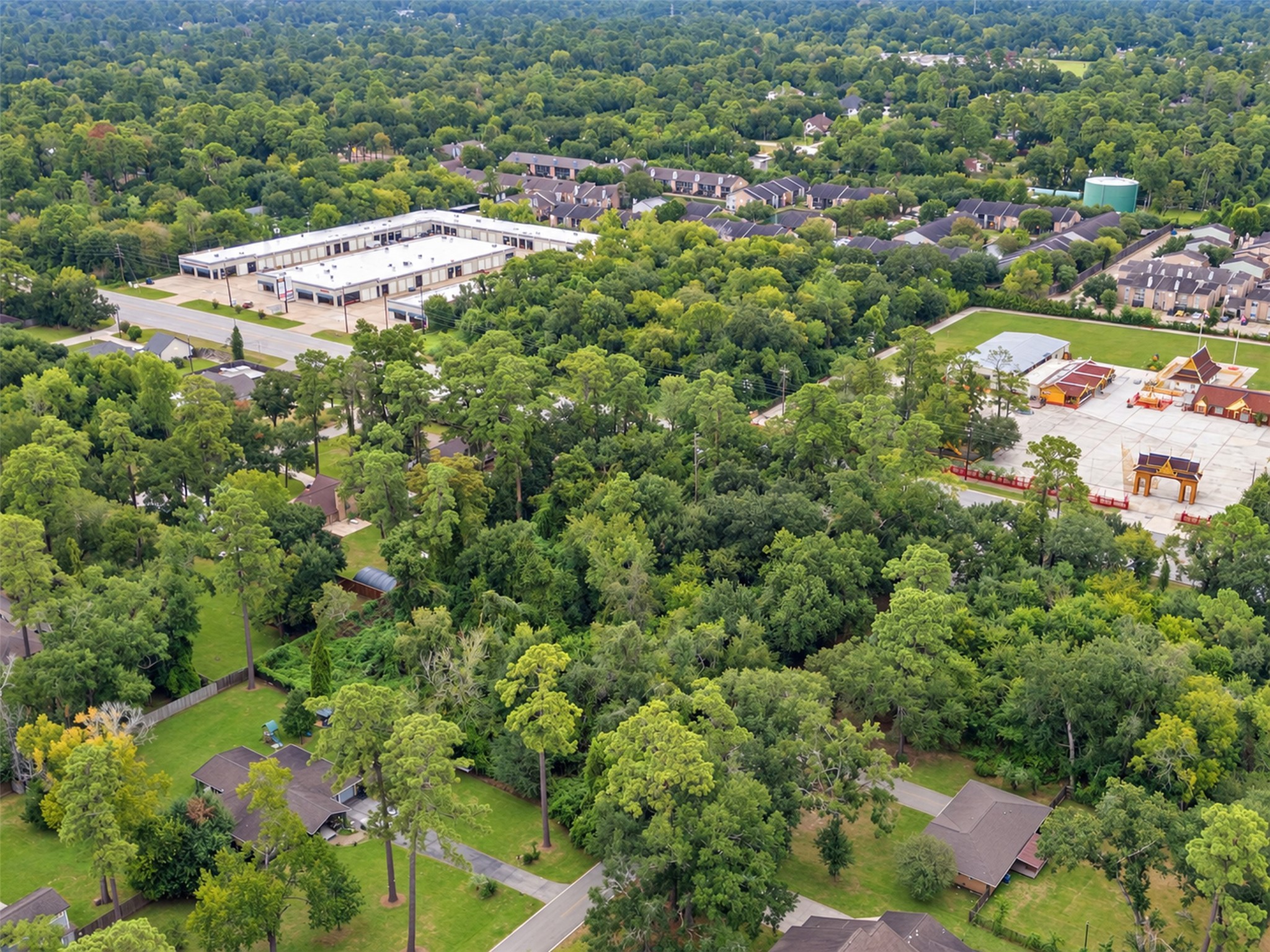 000 Creekhickory Road, Houston, TX 77068