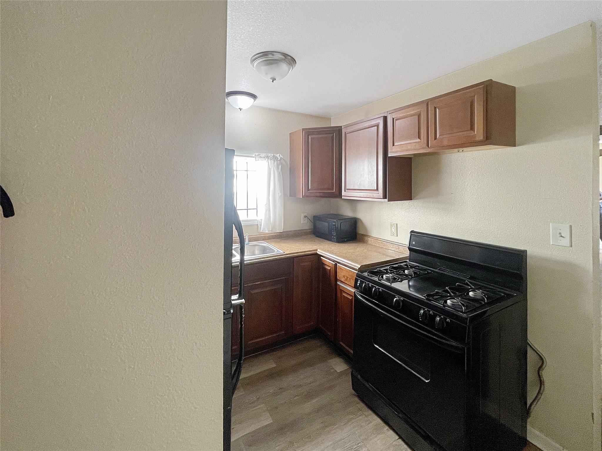 4215 Europa Street, Houston, TX 77022