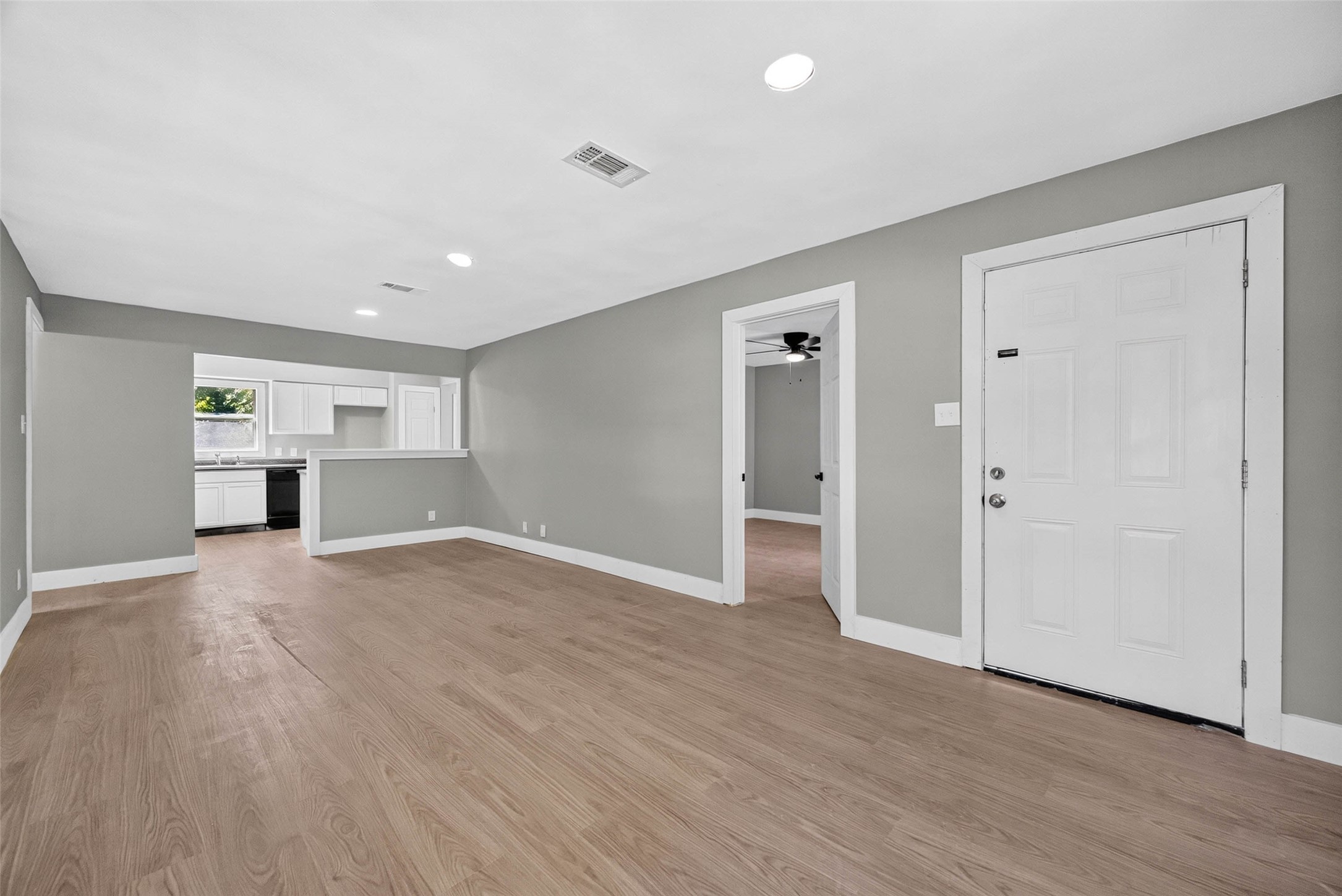 826 Harvard Street, Deer Park, TX 77536