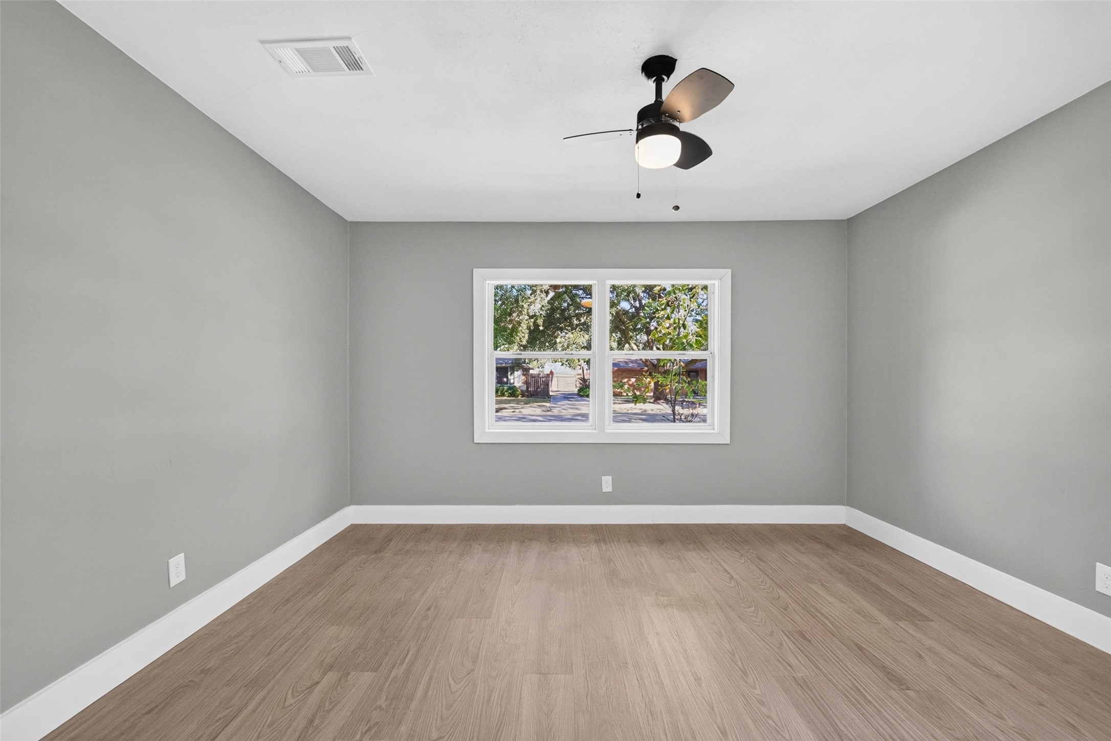 826 Harvard Street, Deer Park, TX 77536