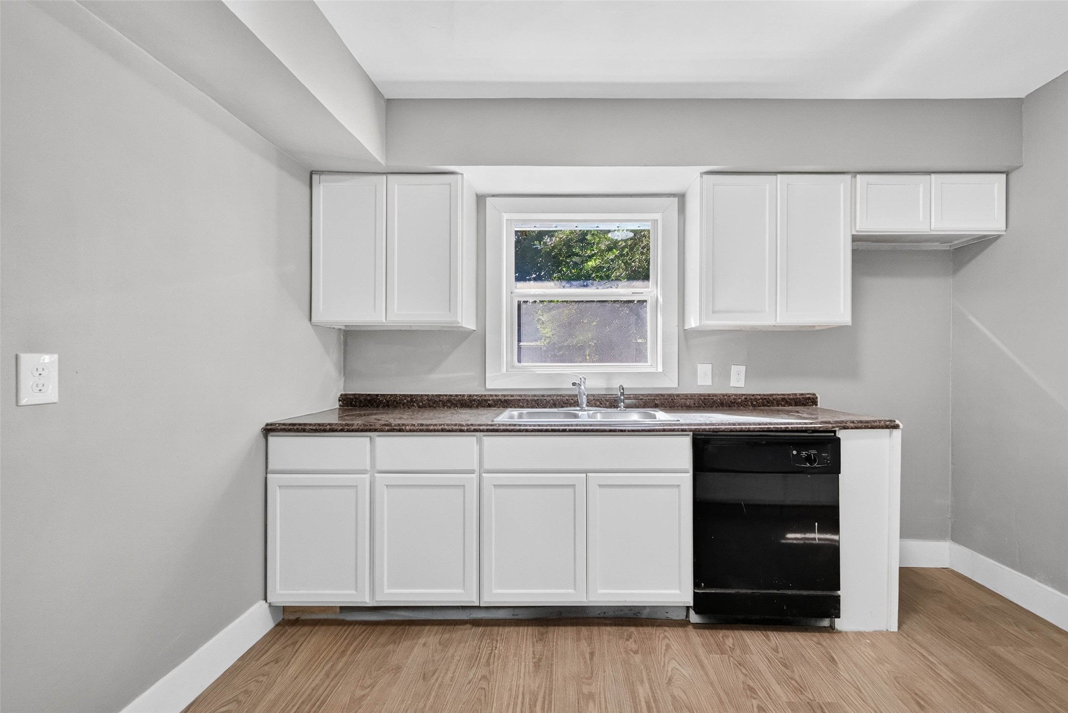 826 Harvard Street, Deer Park, TX 77536