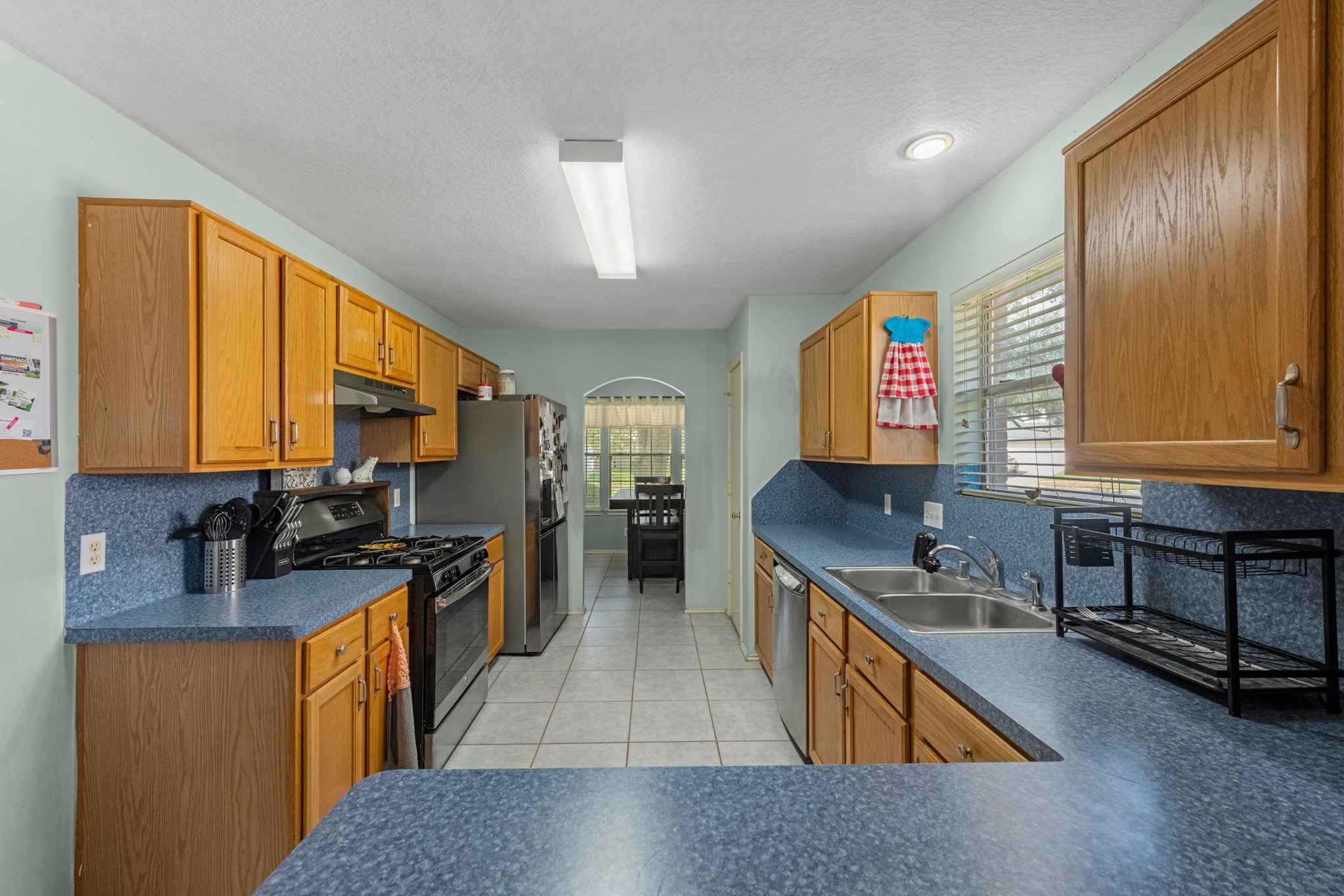 Plenty of counterspace in the kitchen.